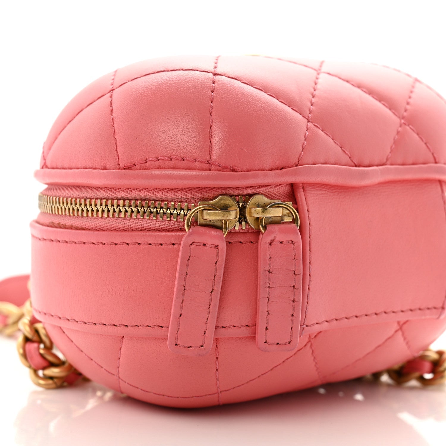 Lambskin Quilted CC Bubble Vanity Case With Chain Pink