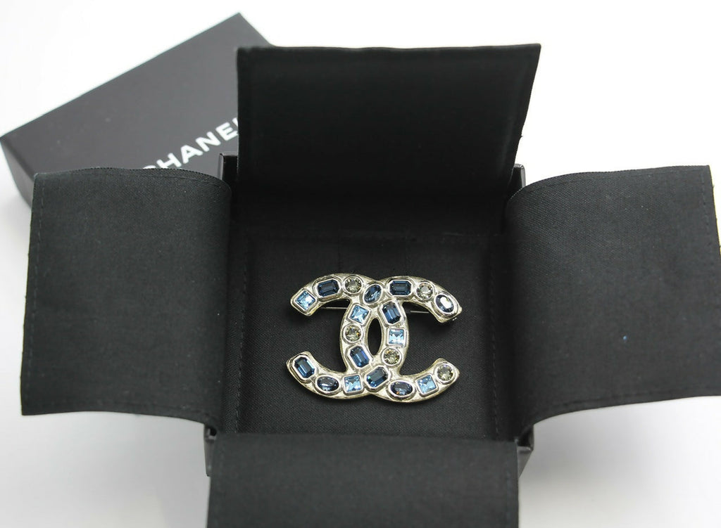 Chanel B19C Rhinestone Light Blue Deep Blue Gray Brooch
