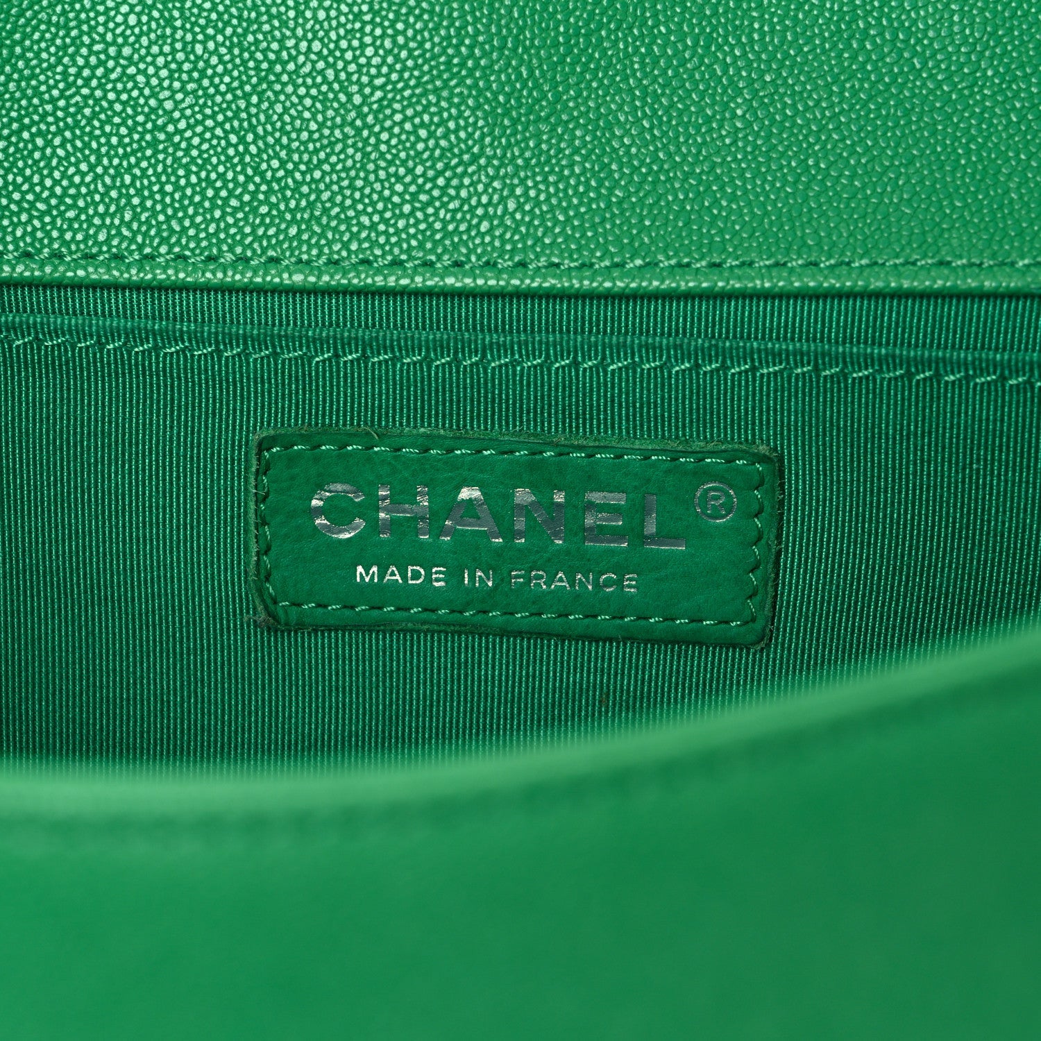 Caviar Quilted Medium Boy Flap Green