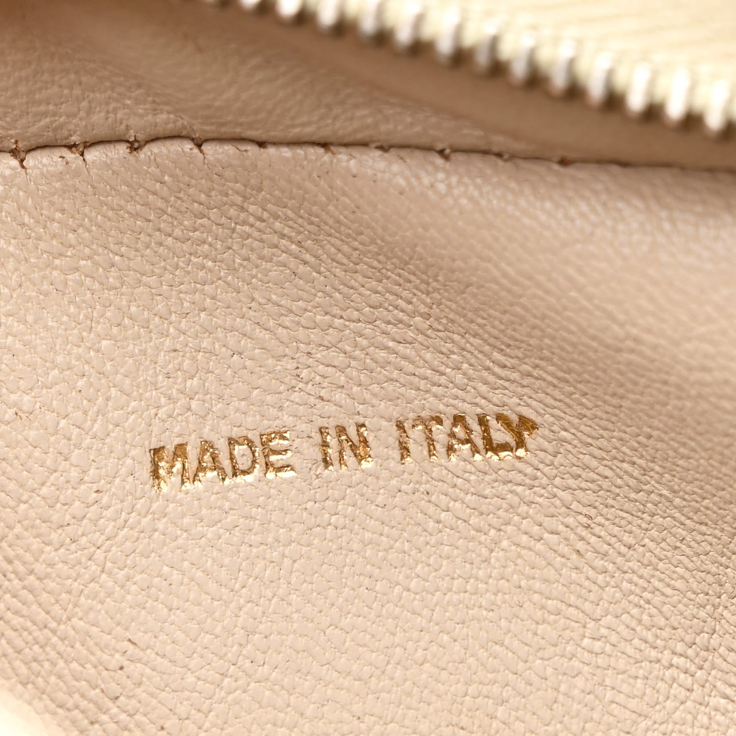 Lambskin Quilted Tassel Flap Camera Case White