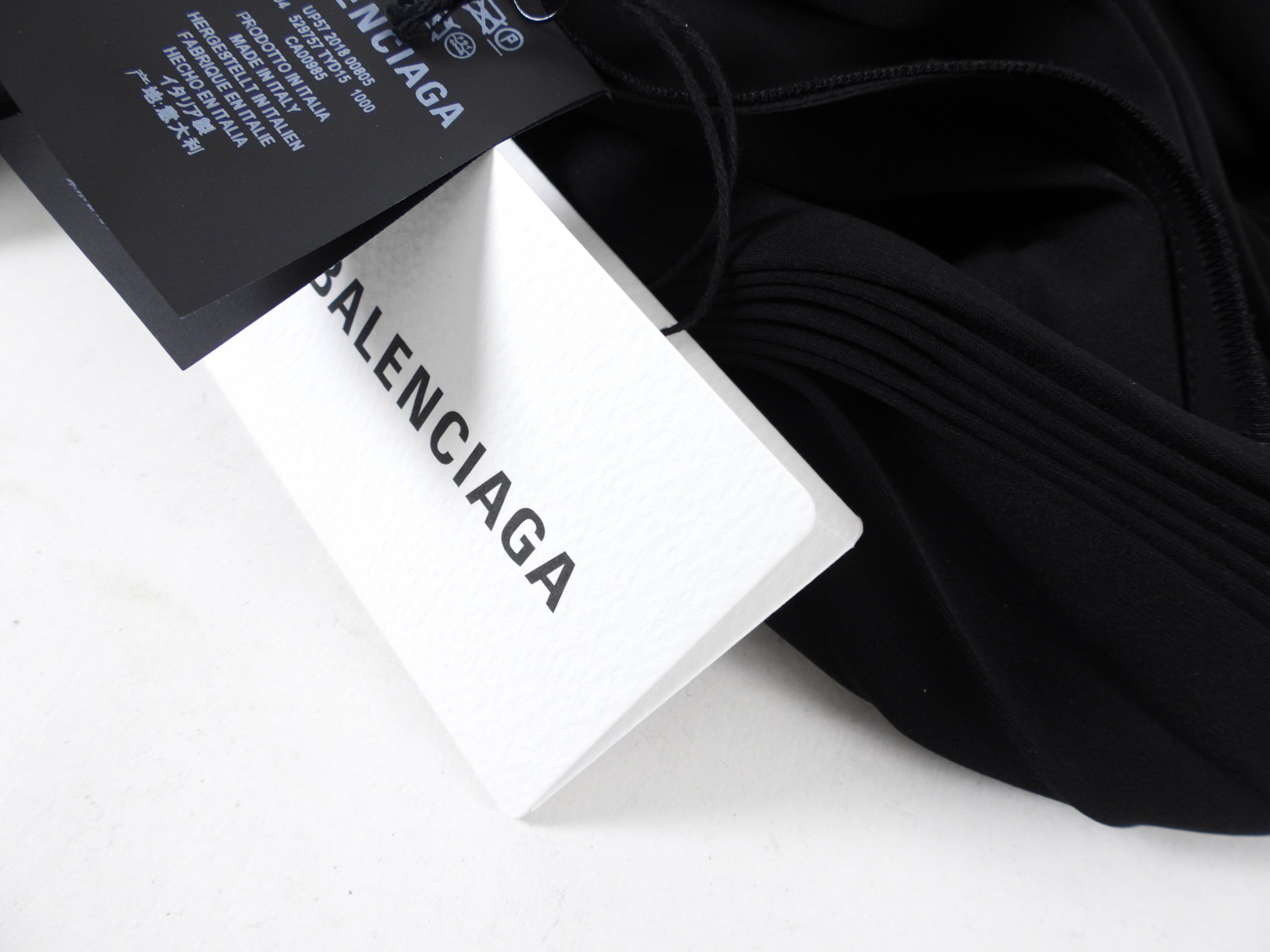 Balenciaga 2018 Black Flat Pleated midi Skirt with Logo Waistband - FR38 / S
