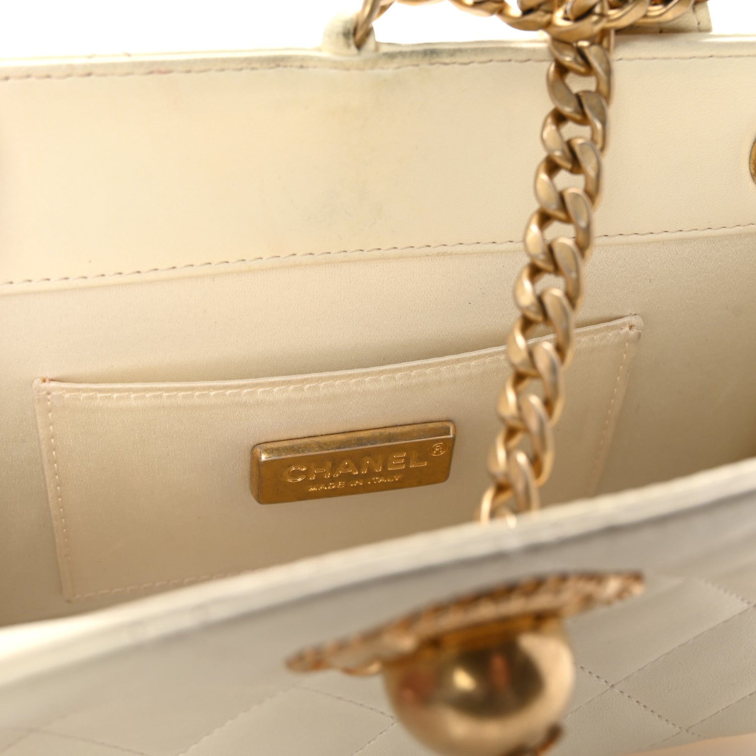 Lambskin Quilted Evening By The Sea Clutch White
