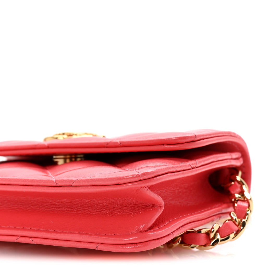 Shiny Lambskin Quilted  Holder On Chain Pink