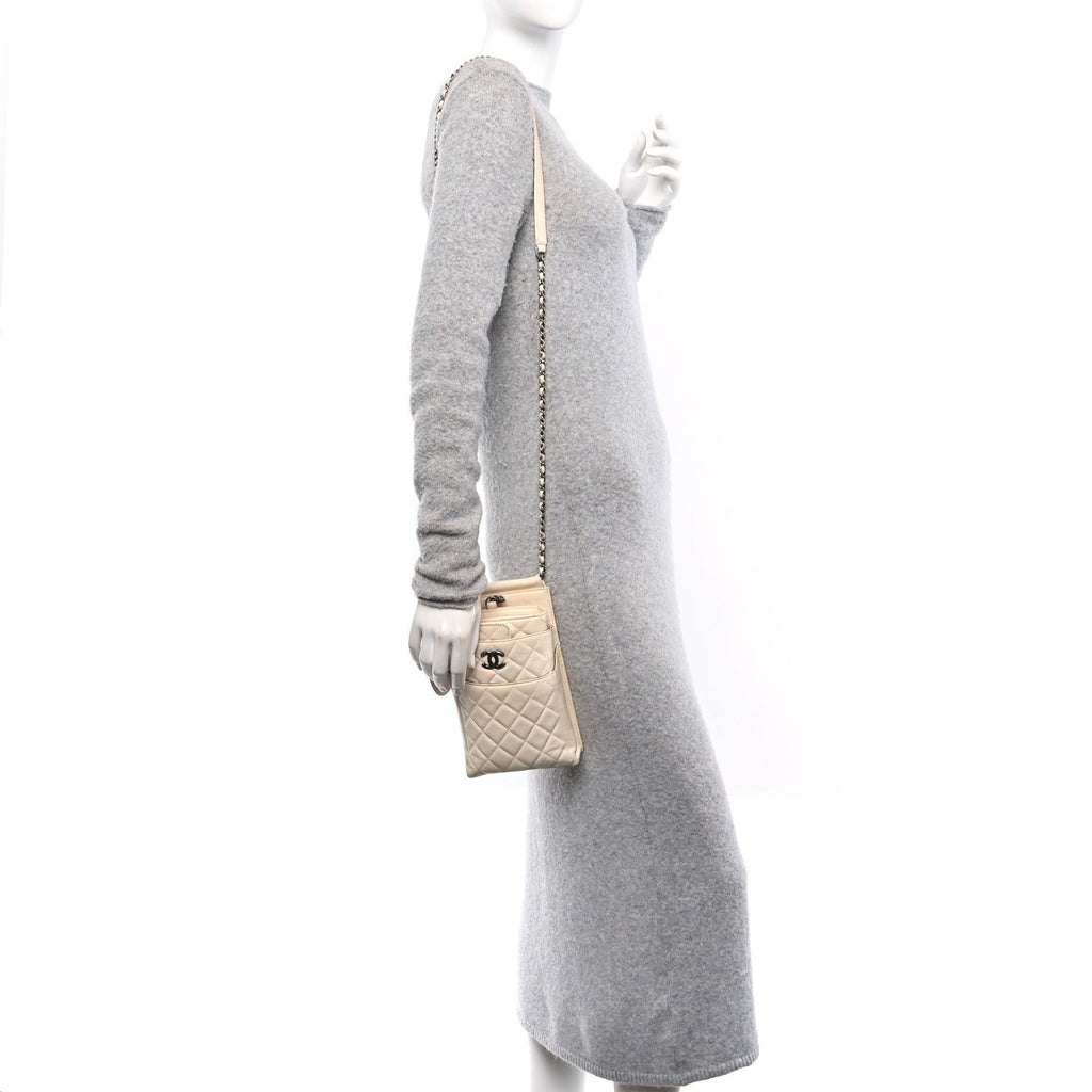 Calfskin Quilted CC Waiter Clutch Clutch With Chain White