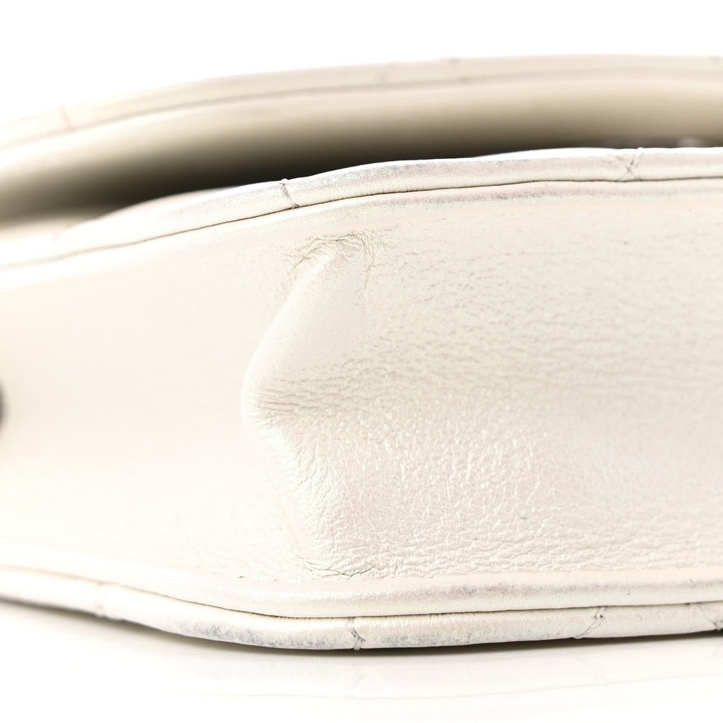 Iridescent Lambskin Quilted Coco Bow Clutch With Chain White