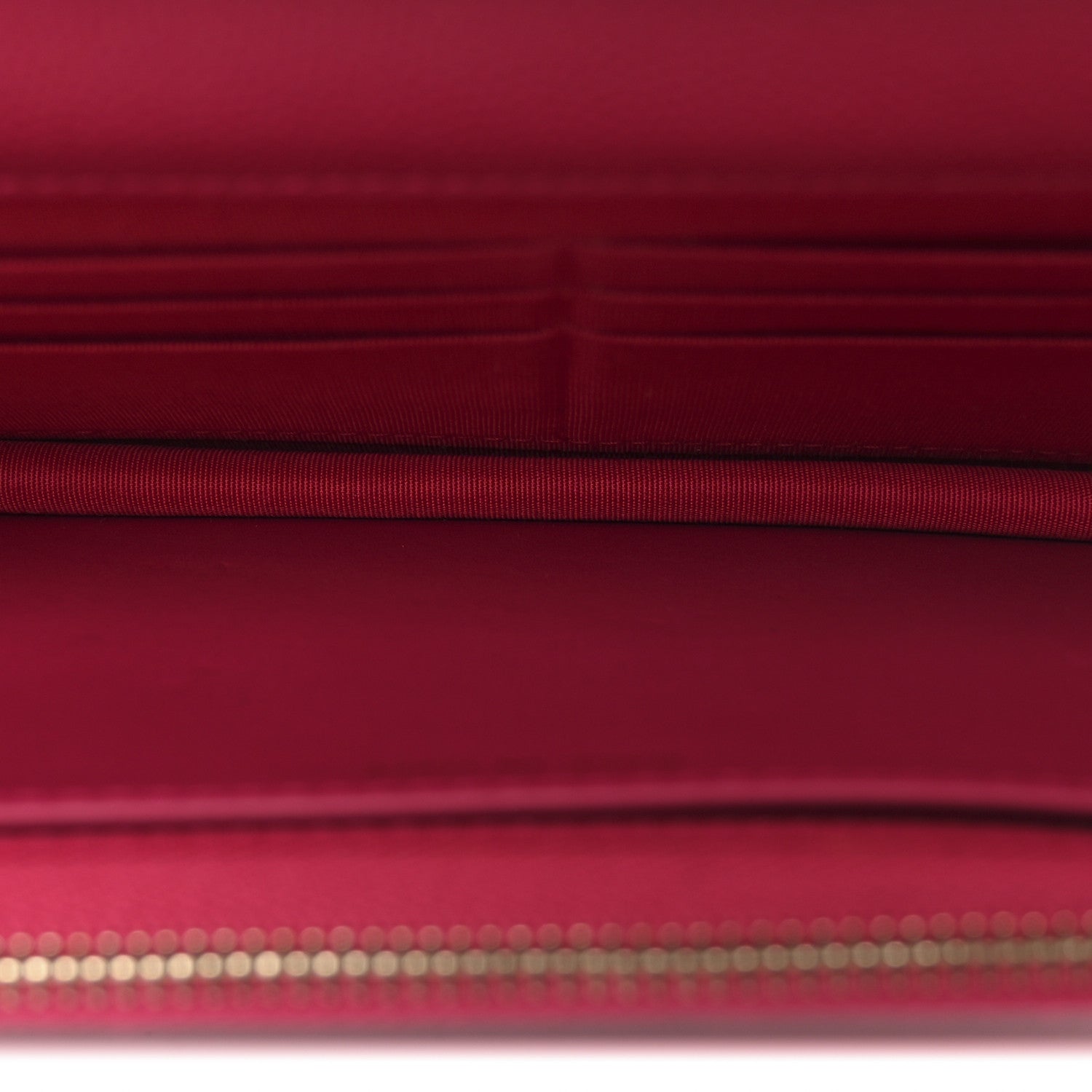Caviar Quilted Golden Class Wallet On Chain WOC Fuchsia
