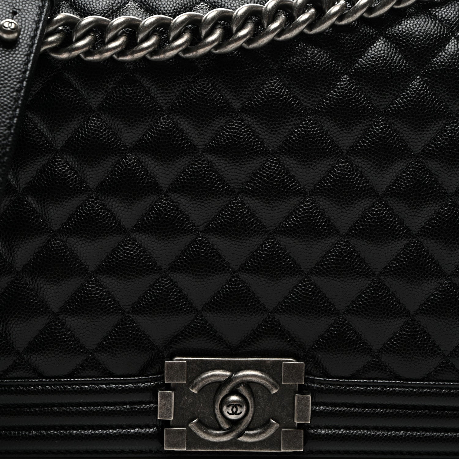 Caviar Quilted New Medium Boy Flap Black