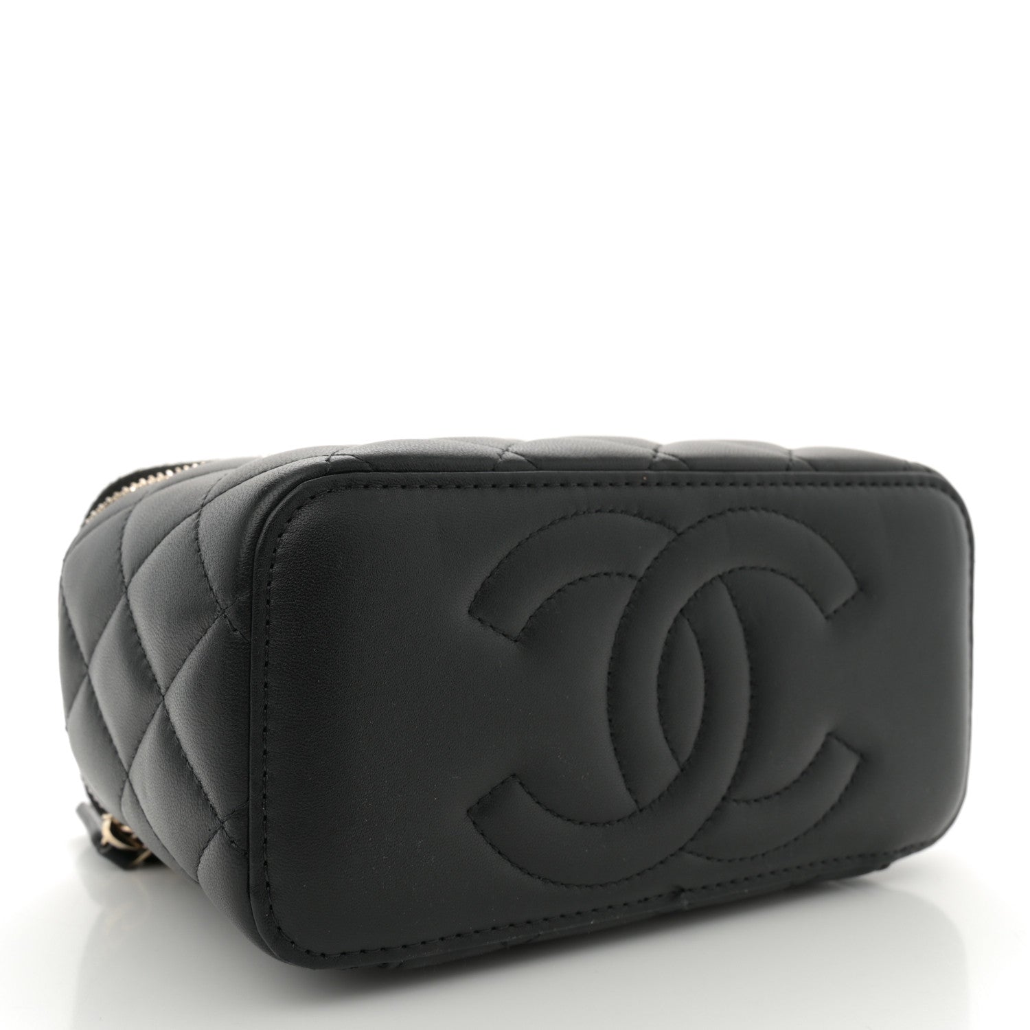 Lambskin Quilted Enamel CC Pearl Crush Small Vanity Case With Chain Black