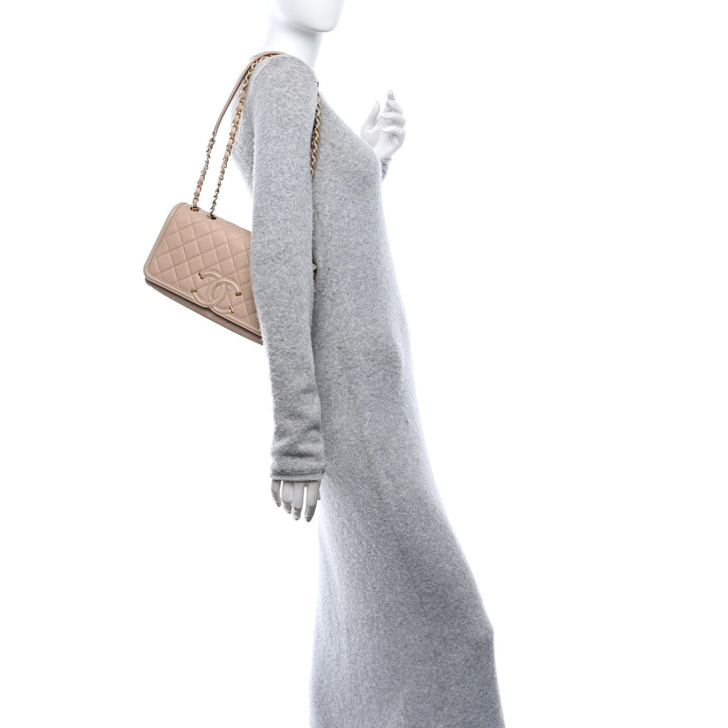Caviar Quilted Medium CC Filigree Flap Beige