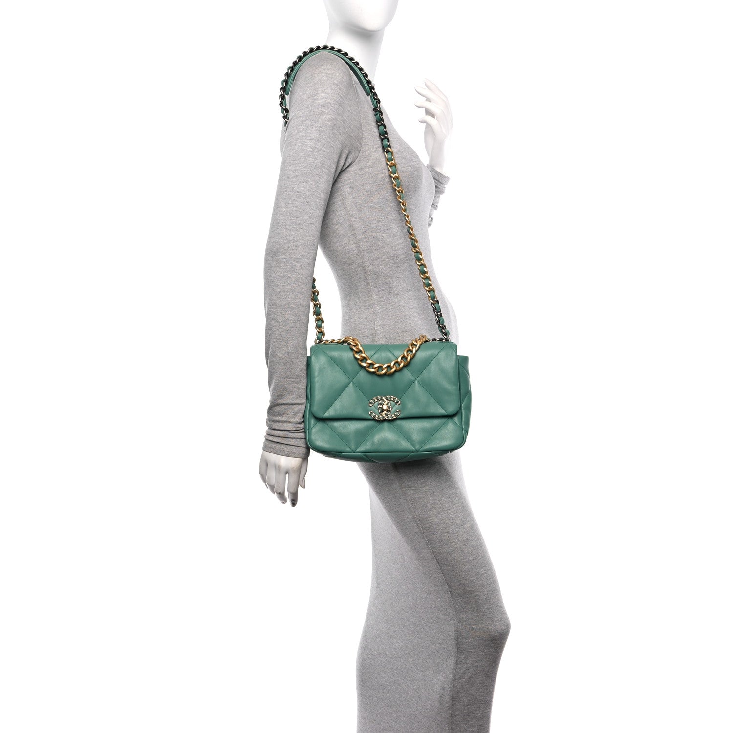 Lambskin Quilted Medium Chanel 19 Flap Green