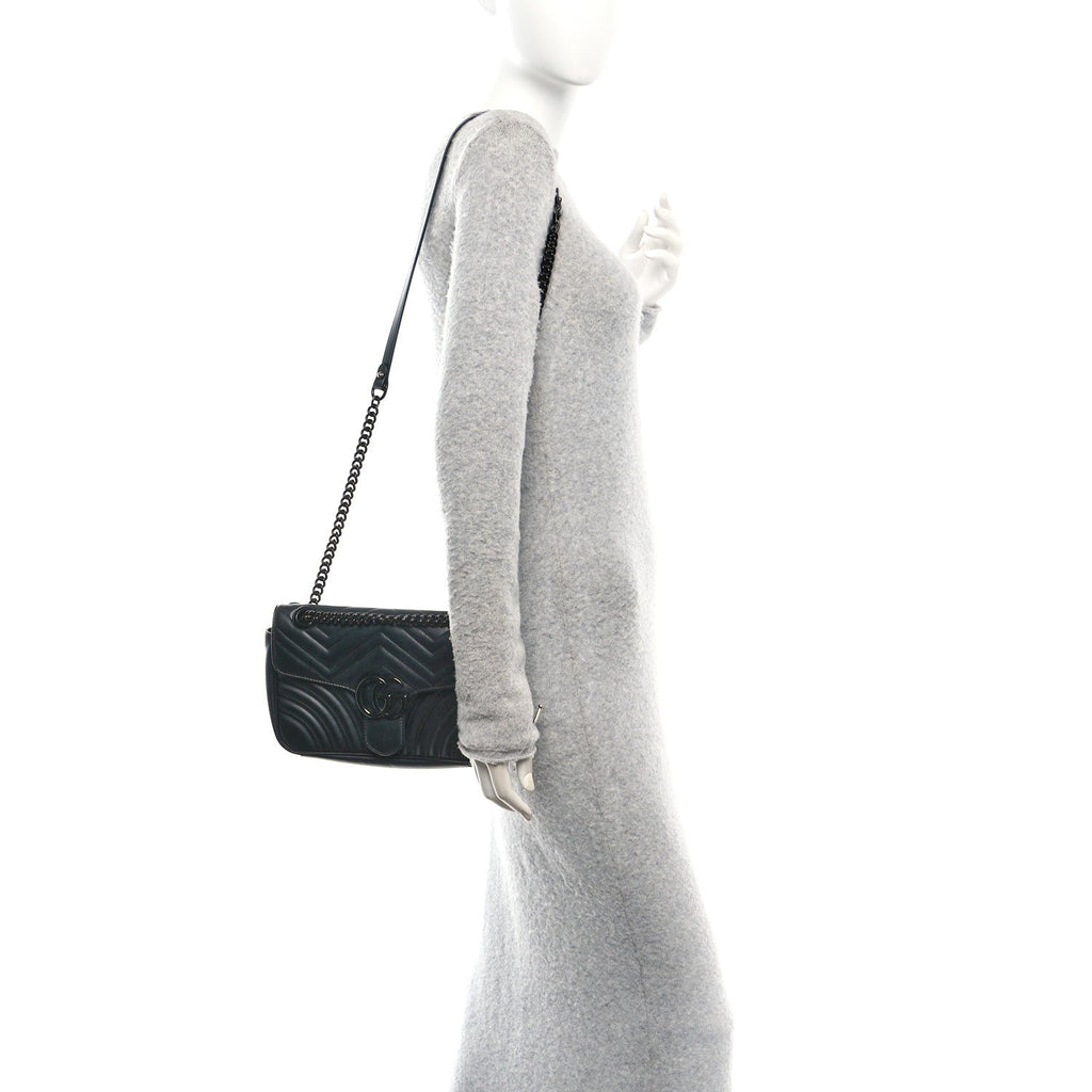 Calfskin Matelasse Monochrome Small GG Marmont Shoulder Bag Black