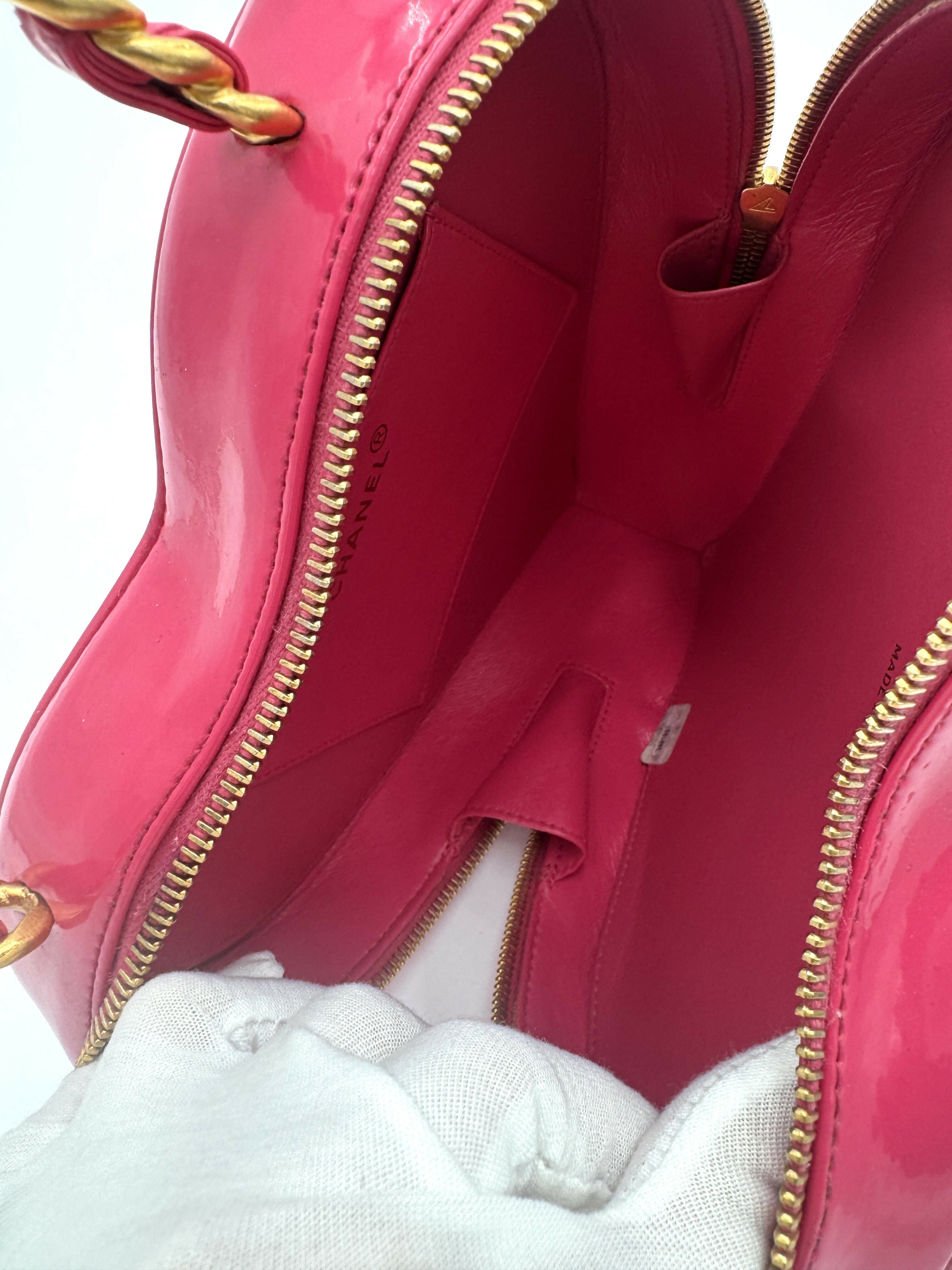 Chanel 1995 Vintage Barbie Barbie/Pink Heart Vanity Bag