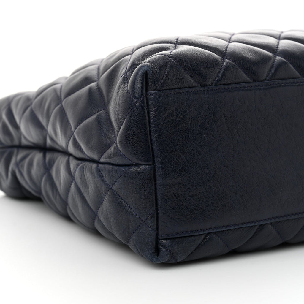 Lambskin Quilted Shoulder Bag Navy