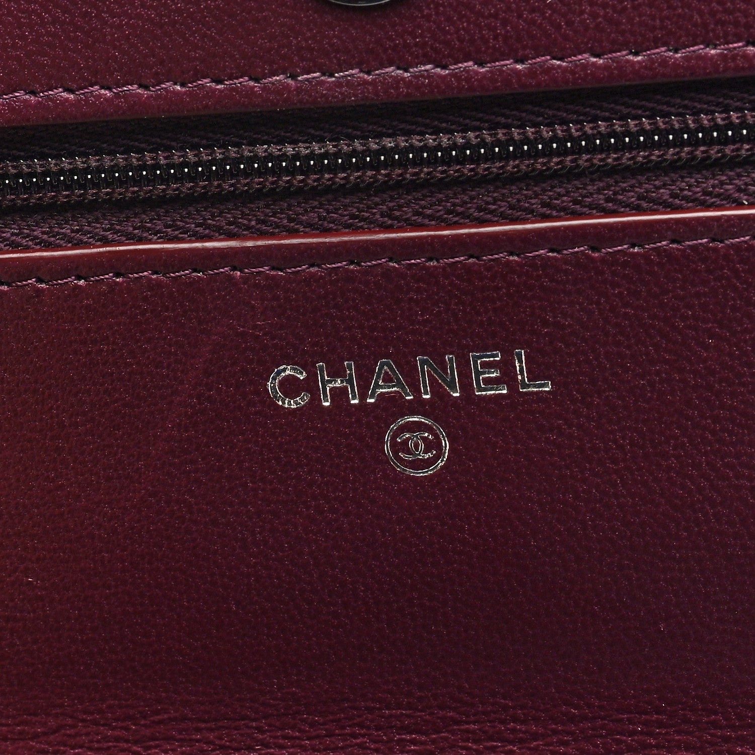 Lambskin Quilted Enamel CC Wallet On Chain WOC Burgundy