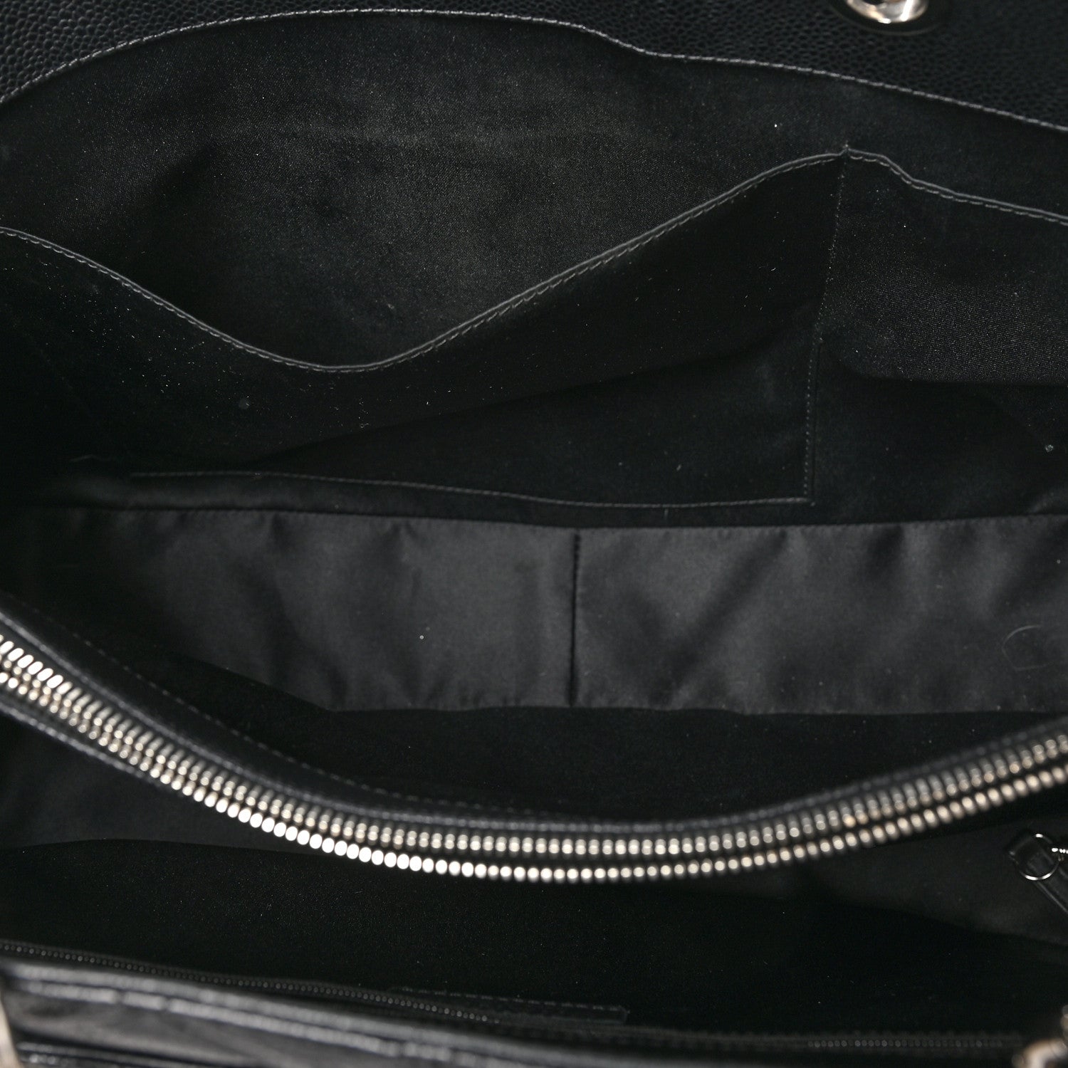 Caviar Quilted XL Grand Shopping Tote GST Black