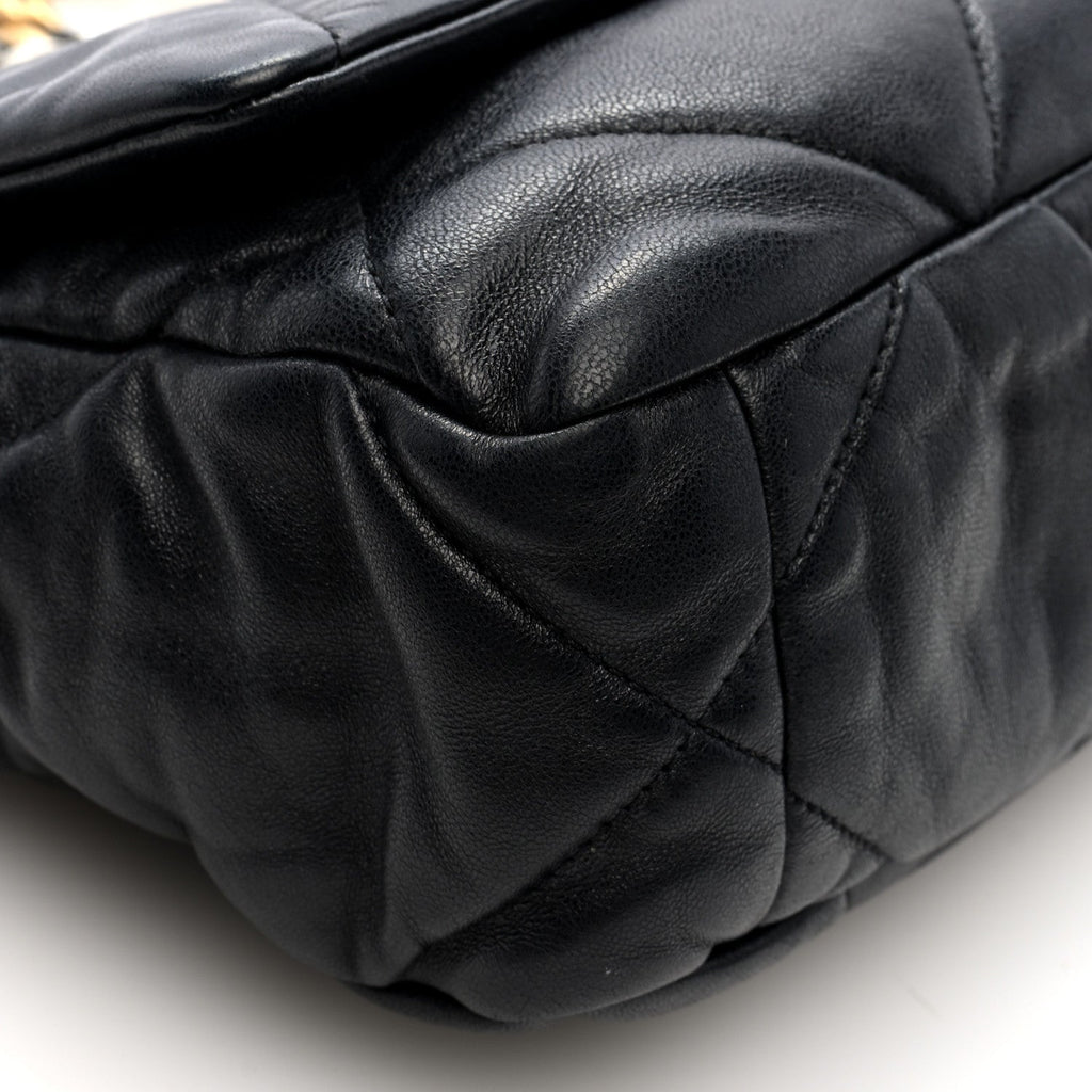 Lambskin Quilted Medium Chanel 19 Flap Black