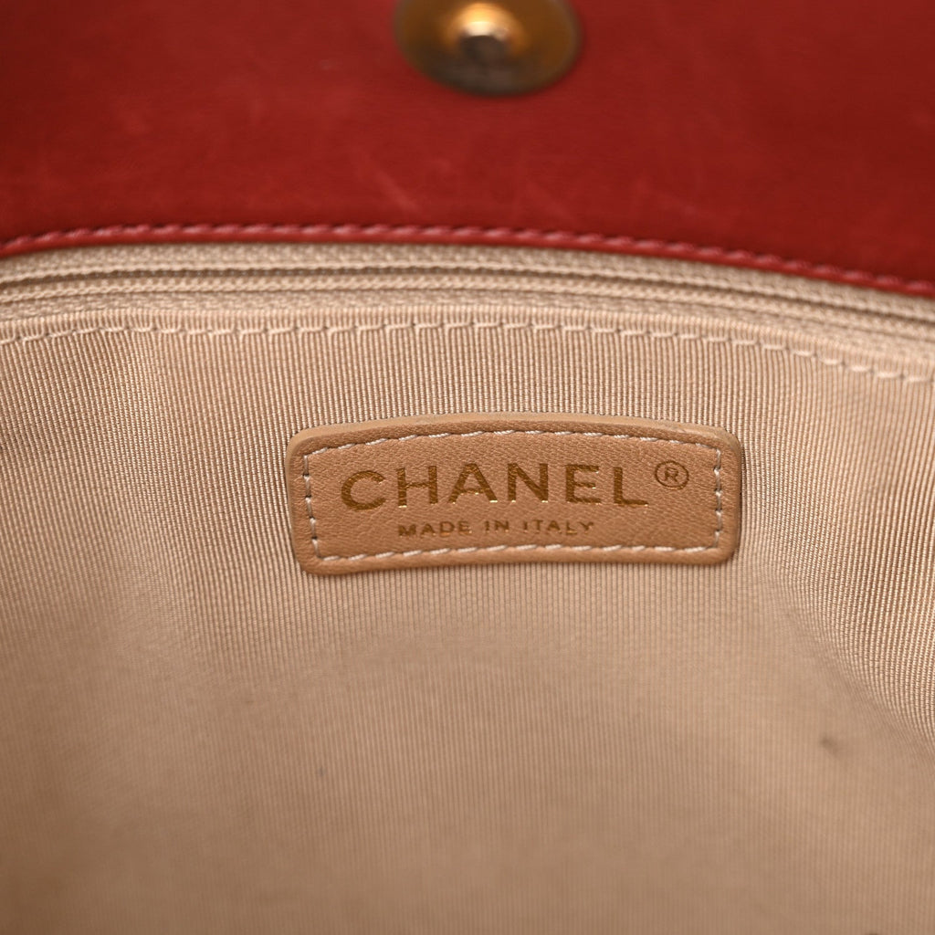 Calfskin Quilted Medium Retro Chain Tote Red