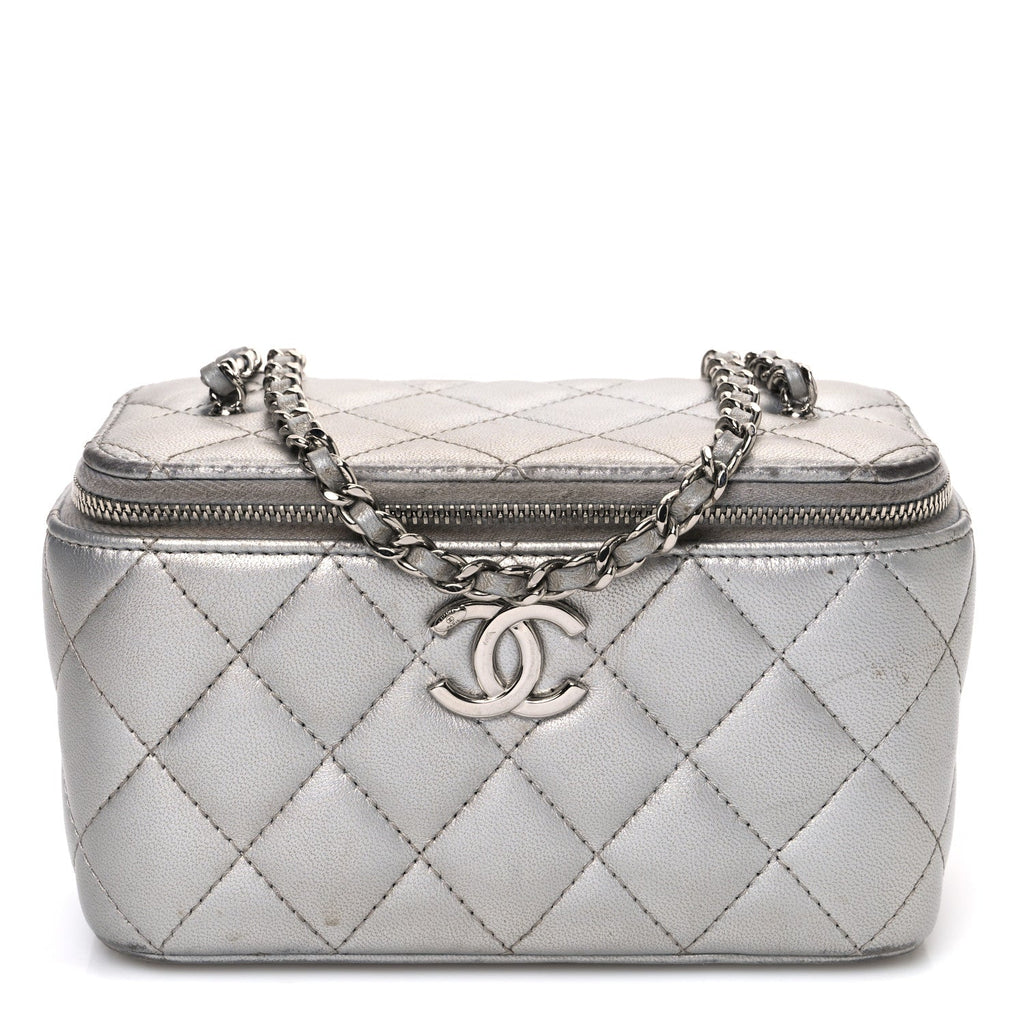Metallic Lambskin Quilted Small CC Dynasty Vanity Case With Chain Silver