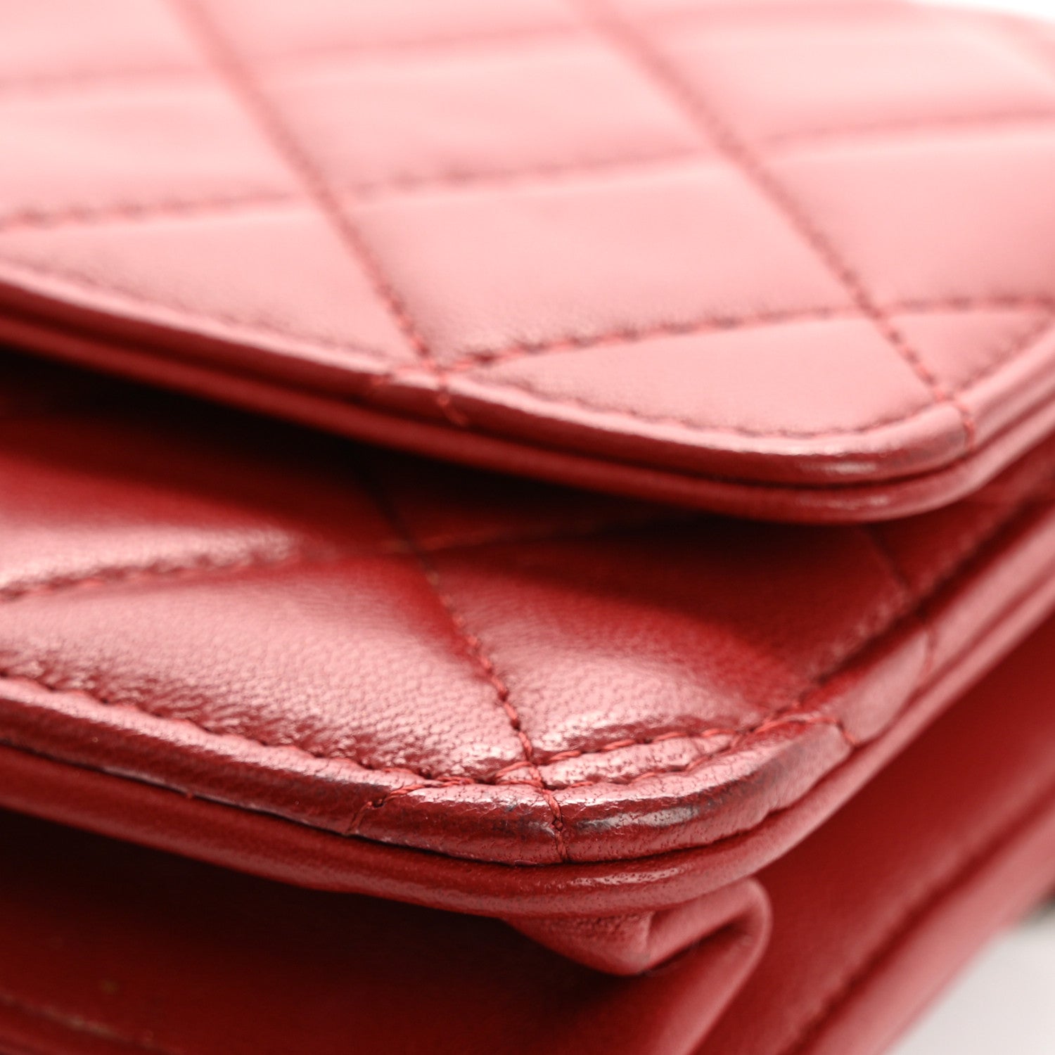 Lambskin Quilted Wallet On Chain WOC Red