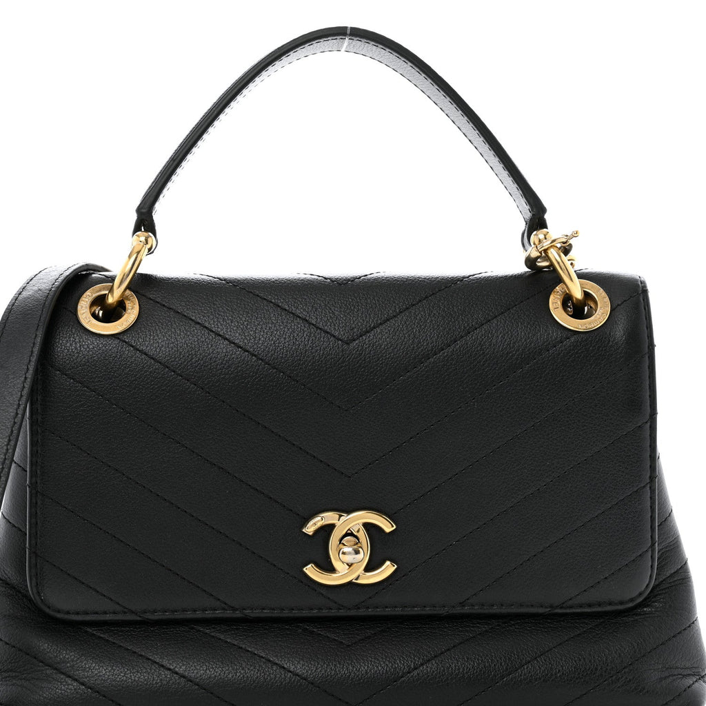 Grained Calfskin Small Chevron Chic Top Handle Flap Black