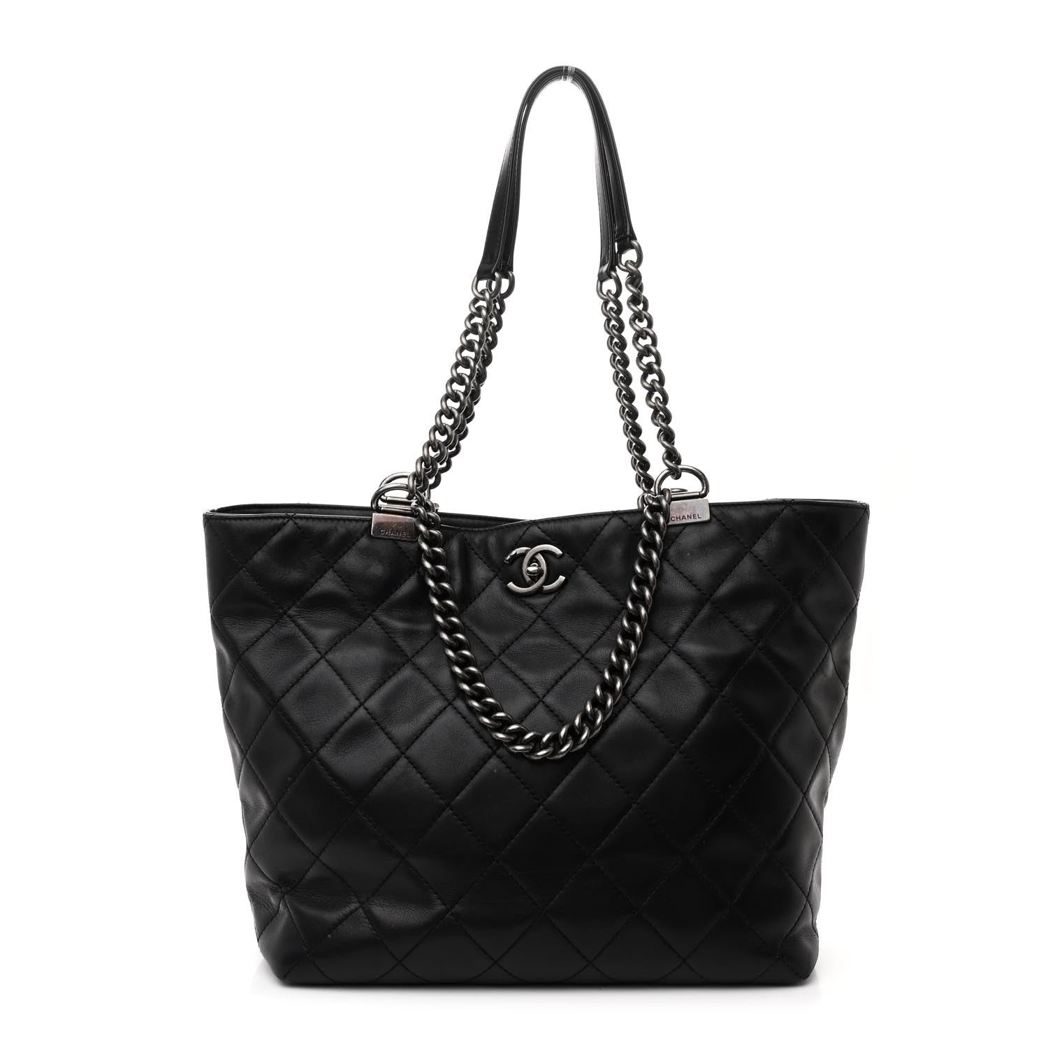 Calfskin Quilted Large Shopping In Chains Tote Black