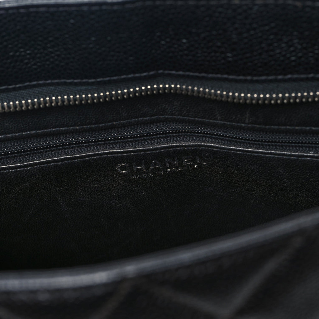 Caviar Quilted Medallion Tote Black