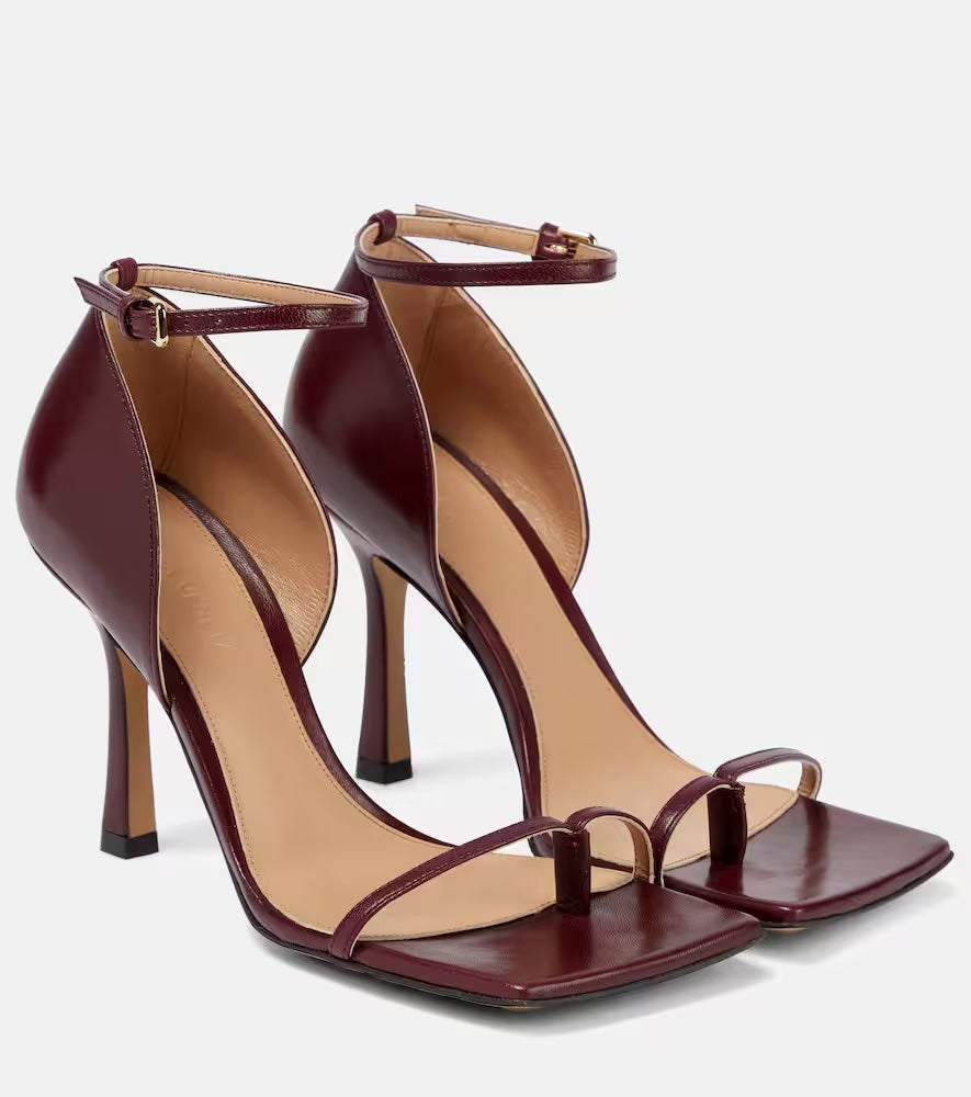 BOTTEGA VENETA STRETCH NAPPA LEATHER SANDALS IN MERLOT