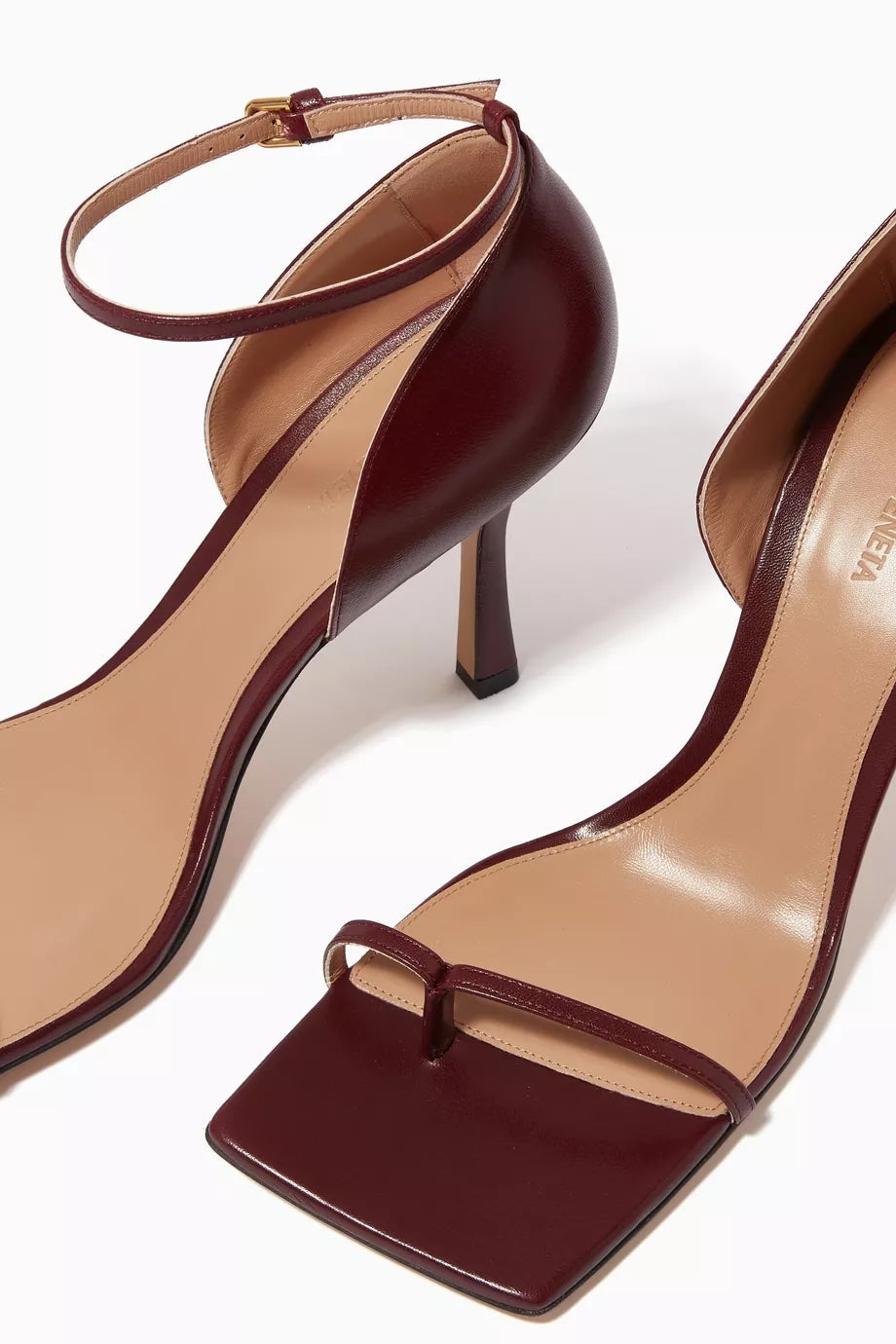 BOTTEGA VENETA STRETCH NAPPA LEATHER SANDALS IN MERLOT