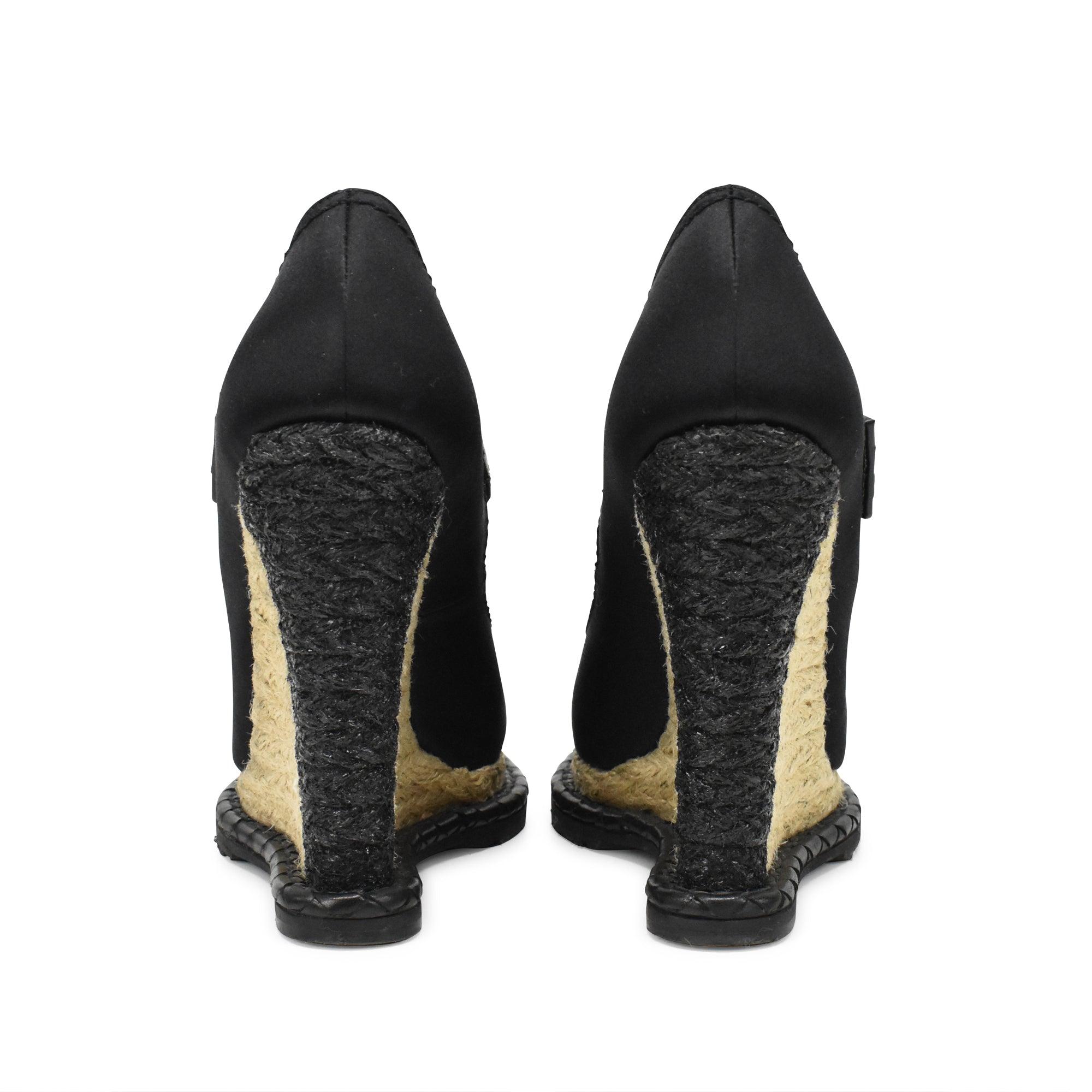 Bottega Veneta Wedge Heels - Women's 37