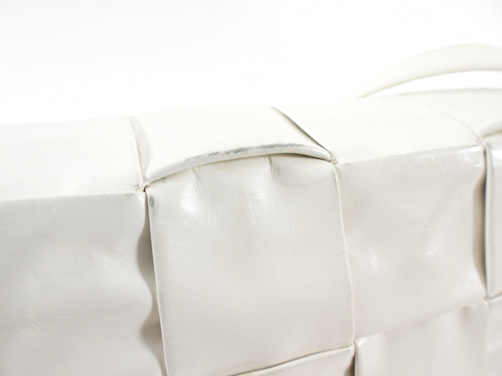 Bottega Veneta White Intrecciato Leather Casette Bag