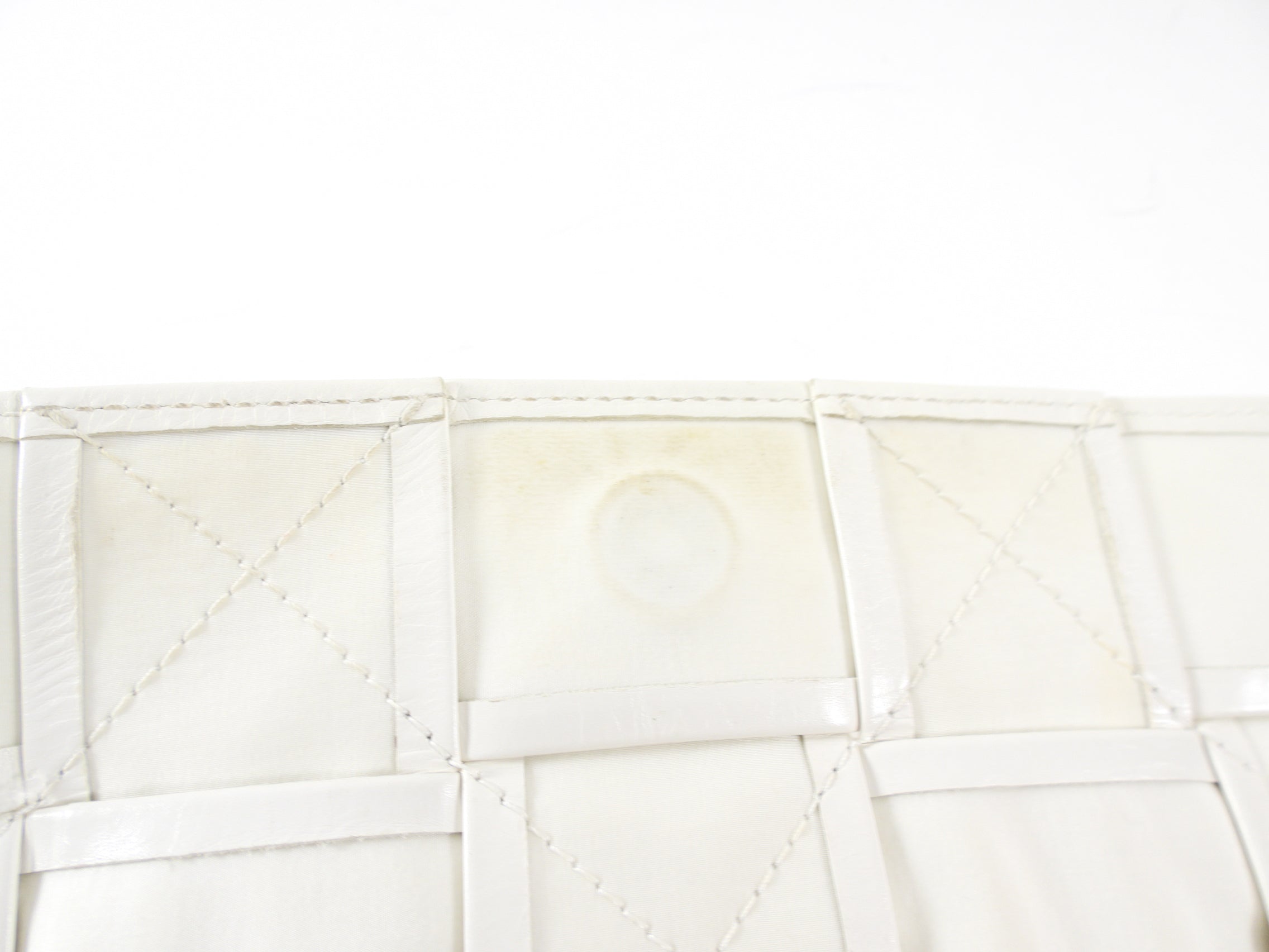 Bottega Veneta White Intrecciato Leather Casette Bag