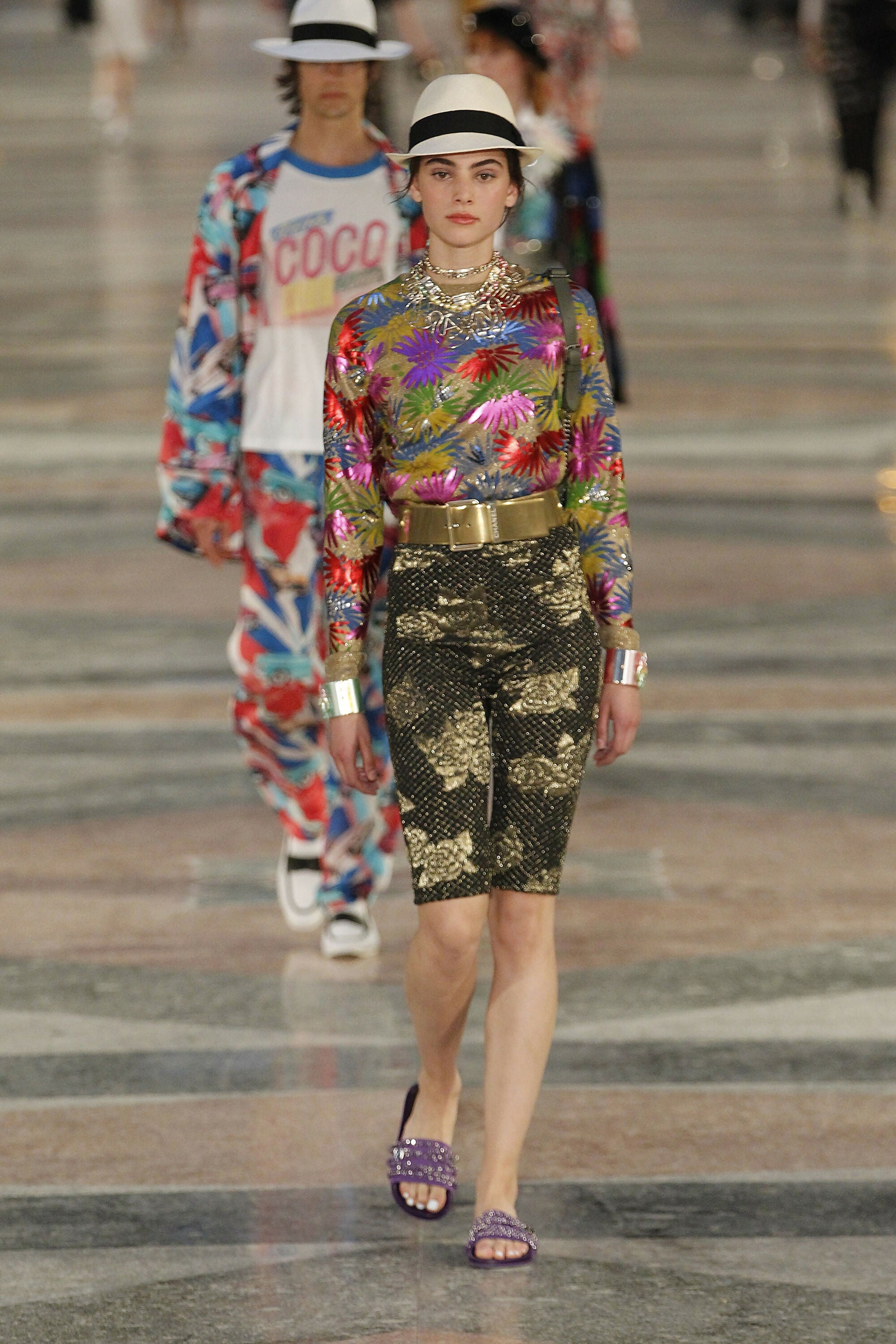 Chanel Letters 17C Paris-Cuba Runway Oversized Gold CC Necklace or Belt