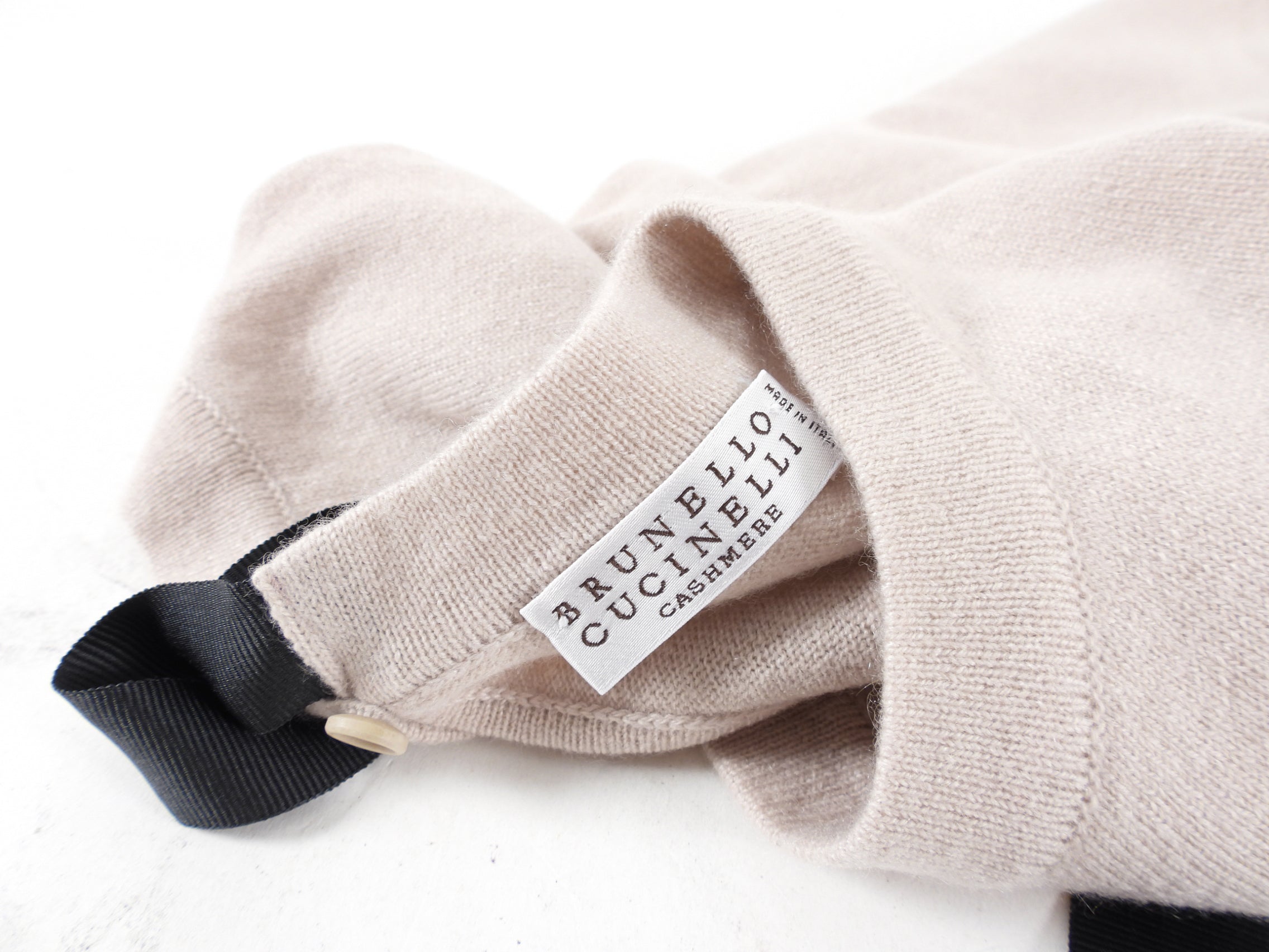 Brunello Cucinelli Pale Pink Cashmere Band Sleeve Sweater - S