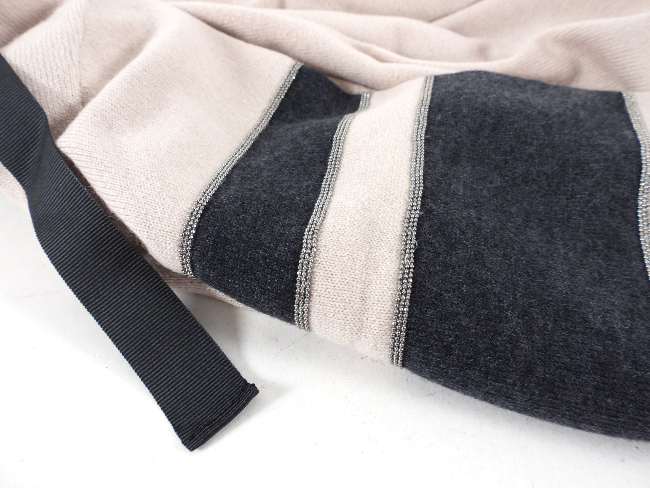 Brunello Cucinelli Pale Pink Cashmere Band Sleeve Sweater - S