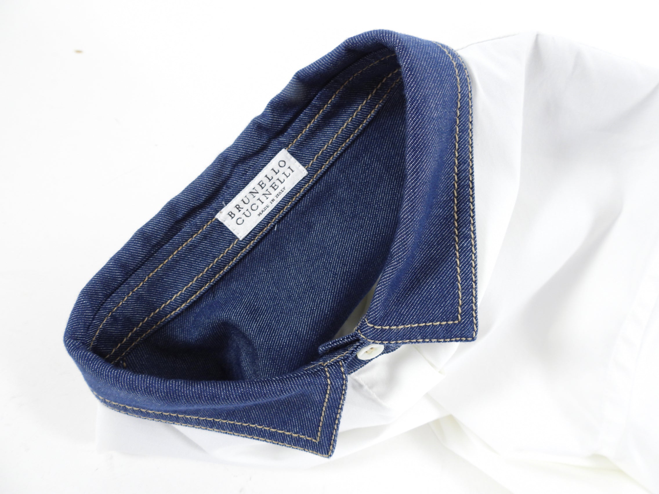 Brunello Cucinelli White Cotton Shirt with Denim Collar - M / 6 / 8