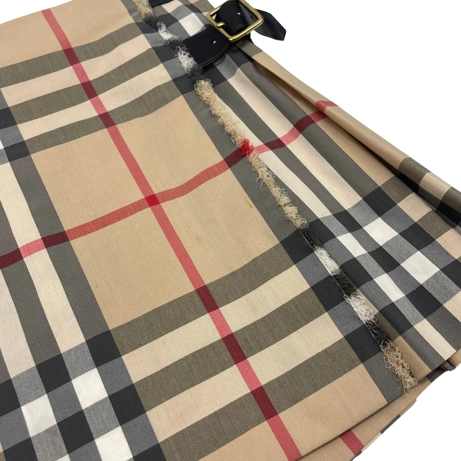 Burberry Mini Skirt - Women's 40