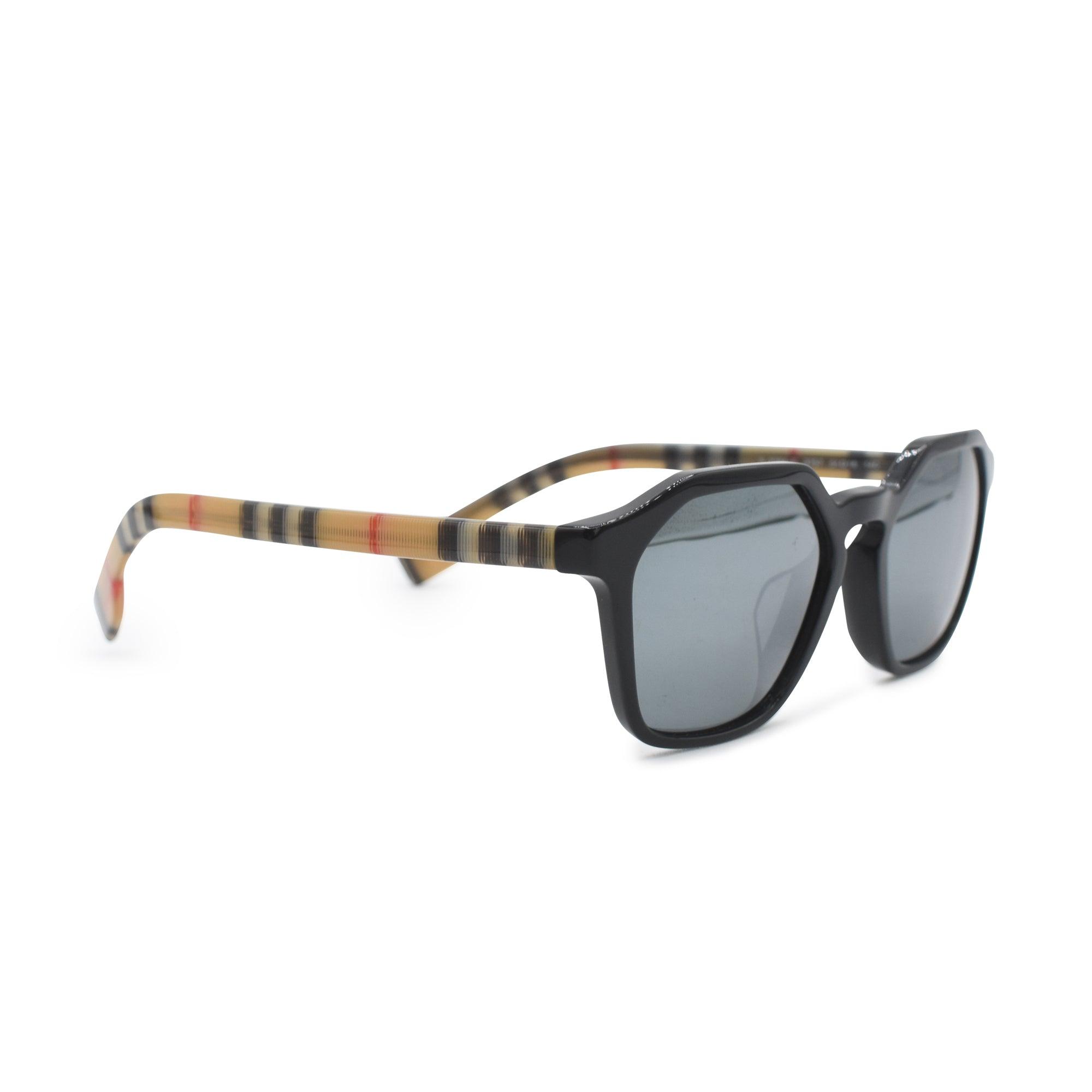 Burberry Wayfarer Sunglasses