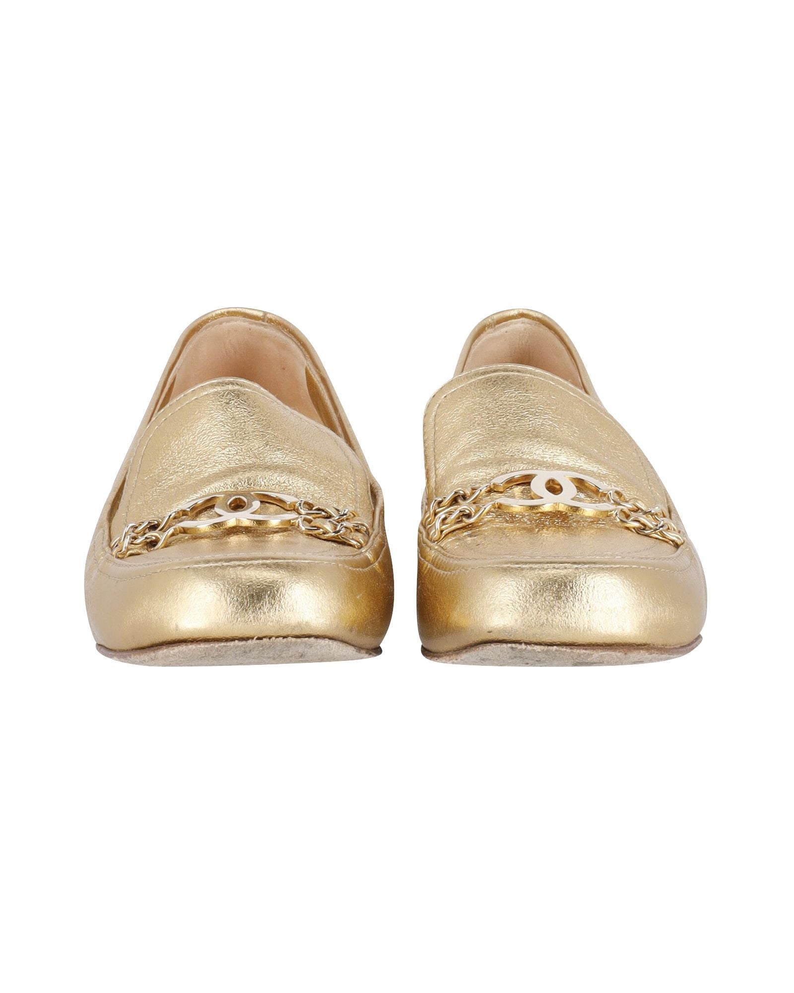 Chanel Chain CC Logo Loafers in Gold Leather