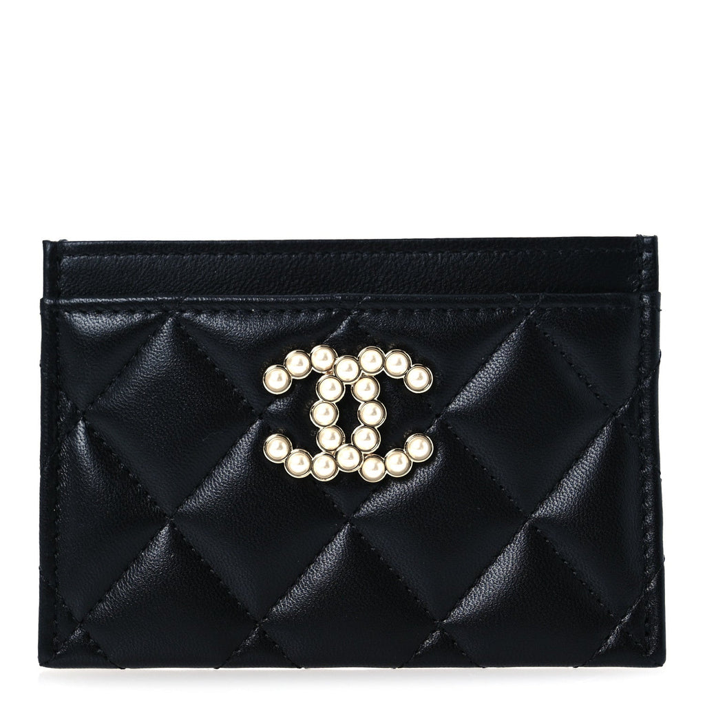 Lambskin Quilted Pearl CC Chanel  Holder Black