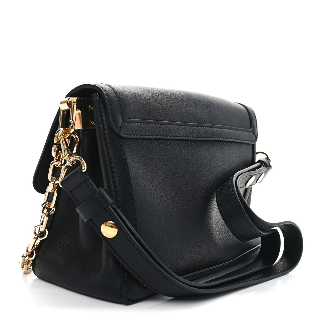 Smooth Calfskin Soft Dauphine MM Black