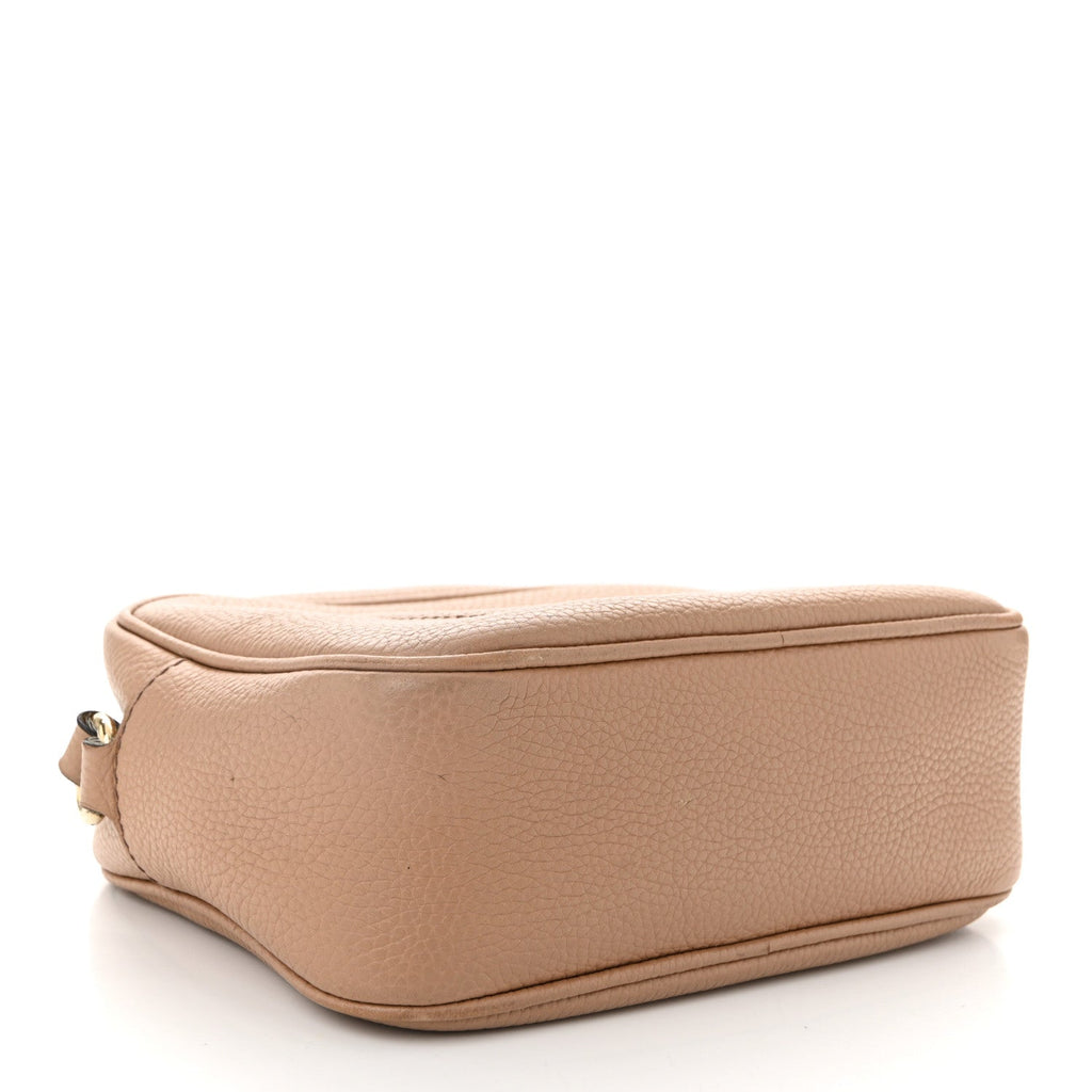 Pebbled Calfskin Small Soho Disco Bag Camelia