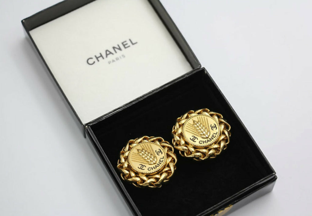 Chanel Vintage 1986 Gold-plated Wheat Ear Lace Large Round Clip-on Earrings