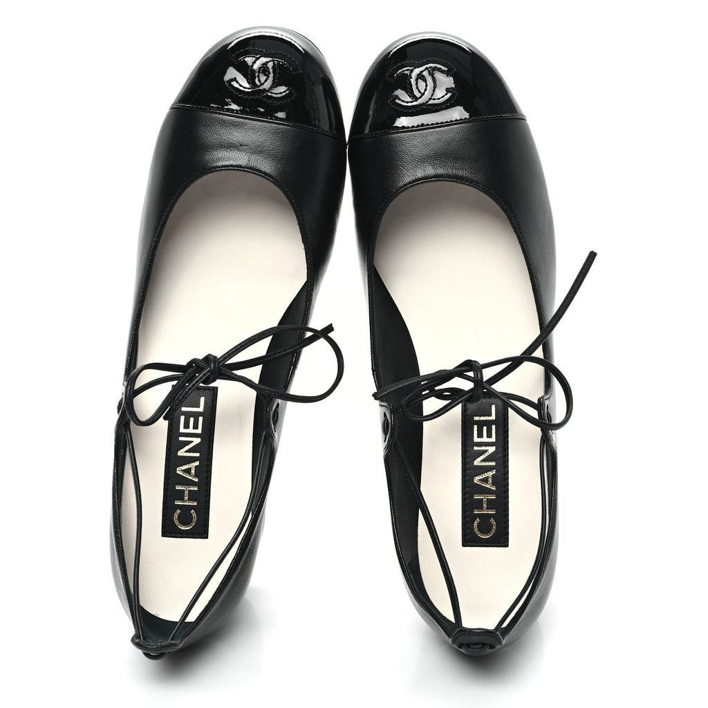 Lambskin Patent Cap Toe CC Mary Jane Pumps 39 Black