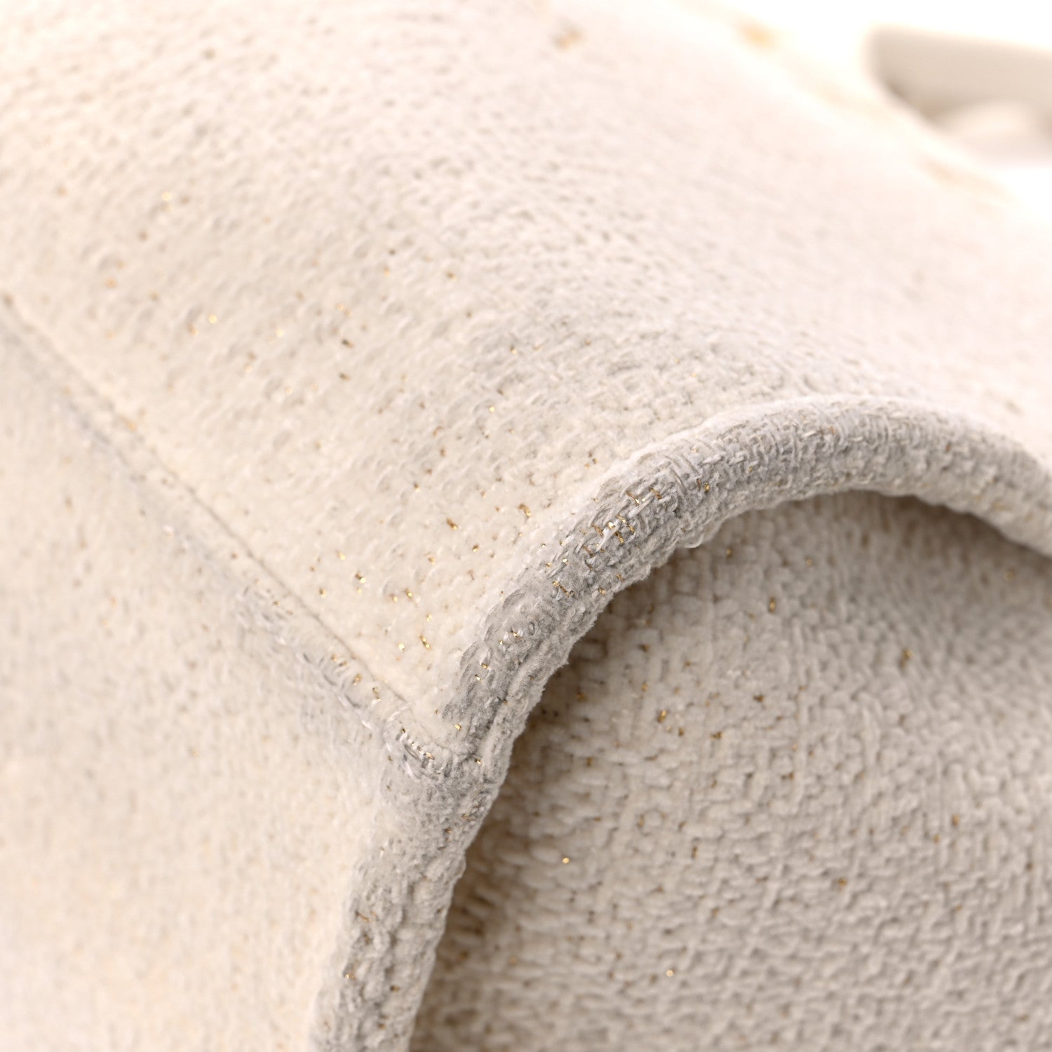 Lurex Boucle Medium Deauville Tote White