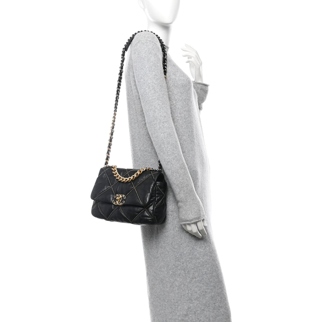 Lambskin Chain Quilted Medium Chanel 19 Flap Black