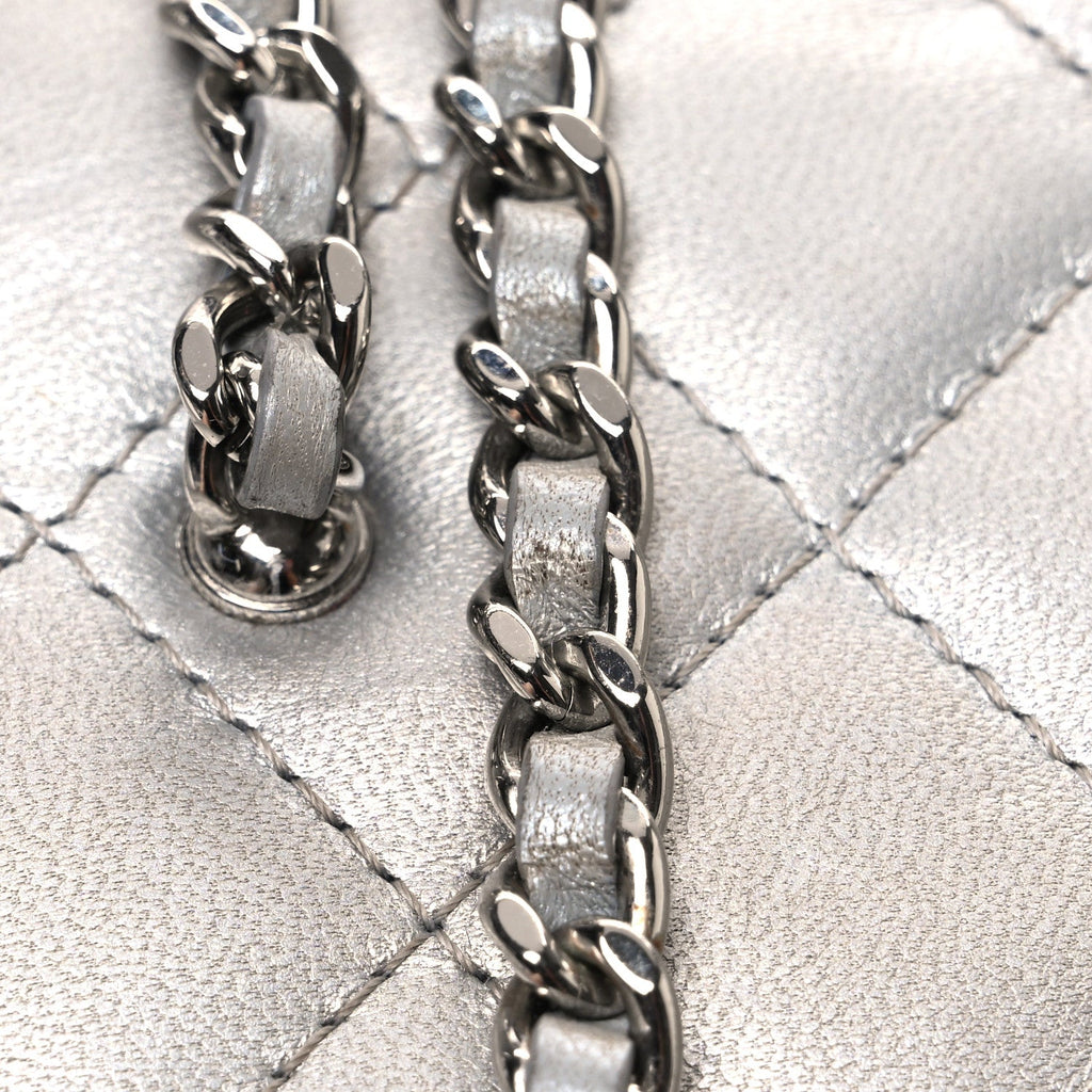 Metallic Lambskin Quilted Small CC Dynasty Vanity Case With Chain Silver