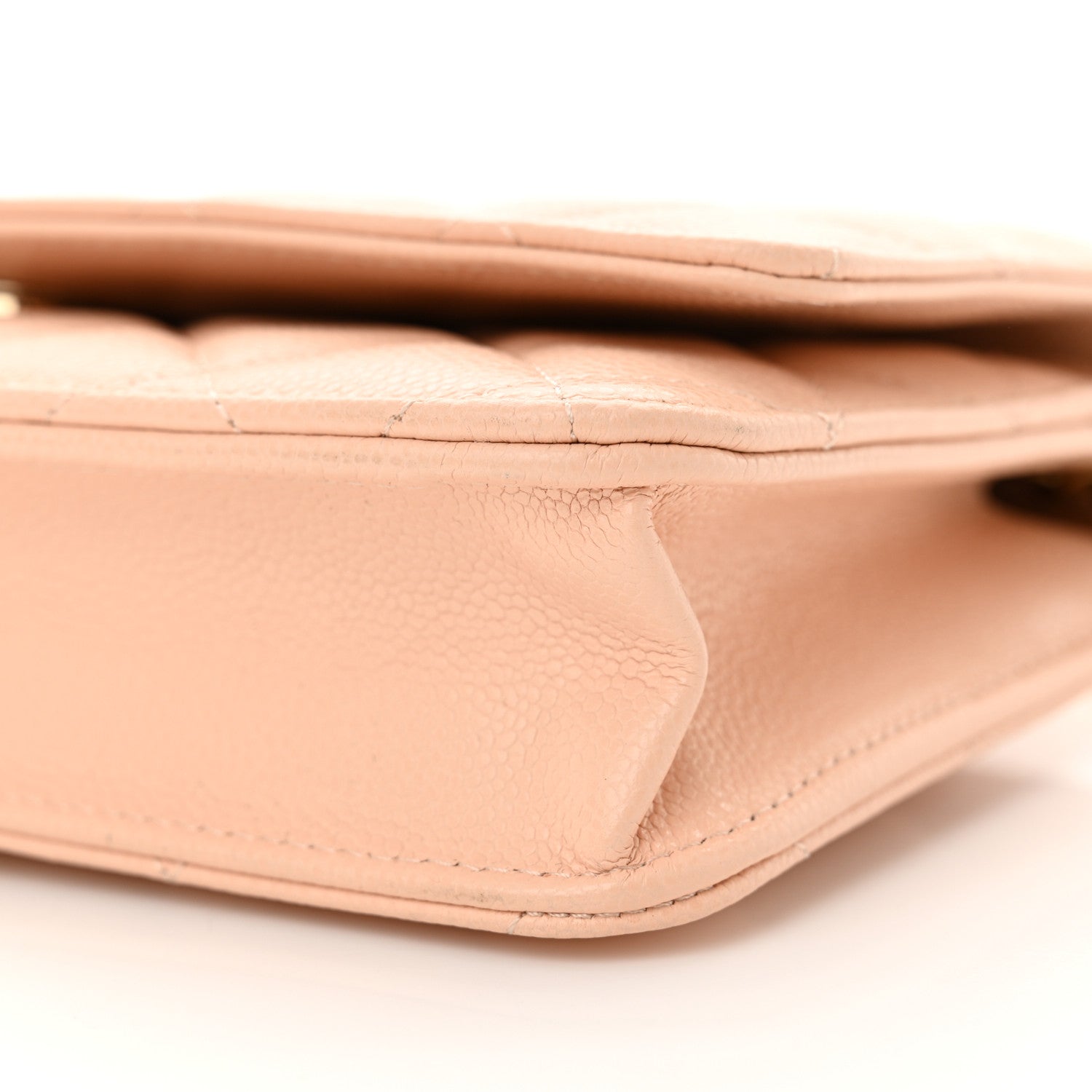 Caviar Quilted Wallet on Chain WOC Light Pink