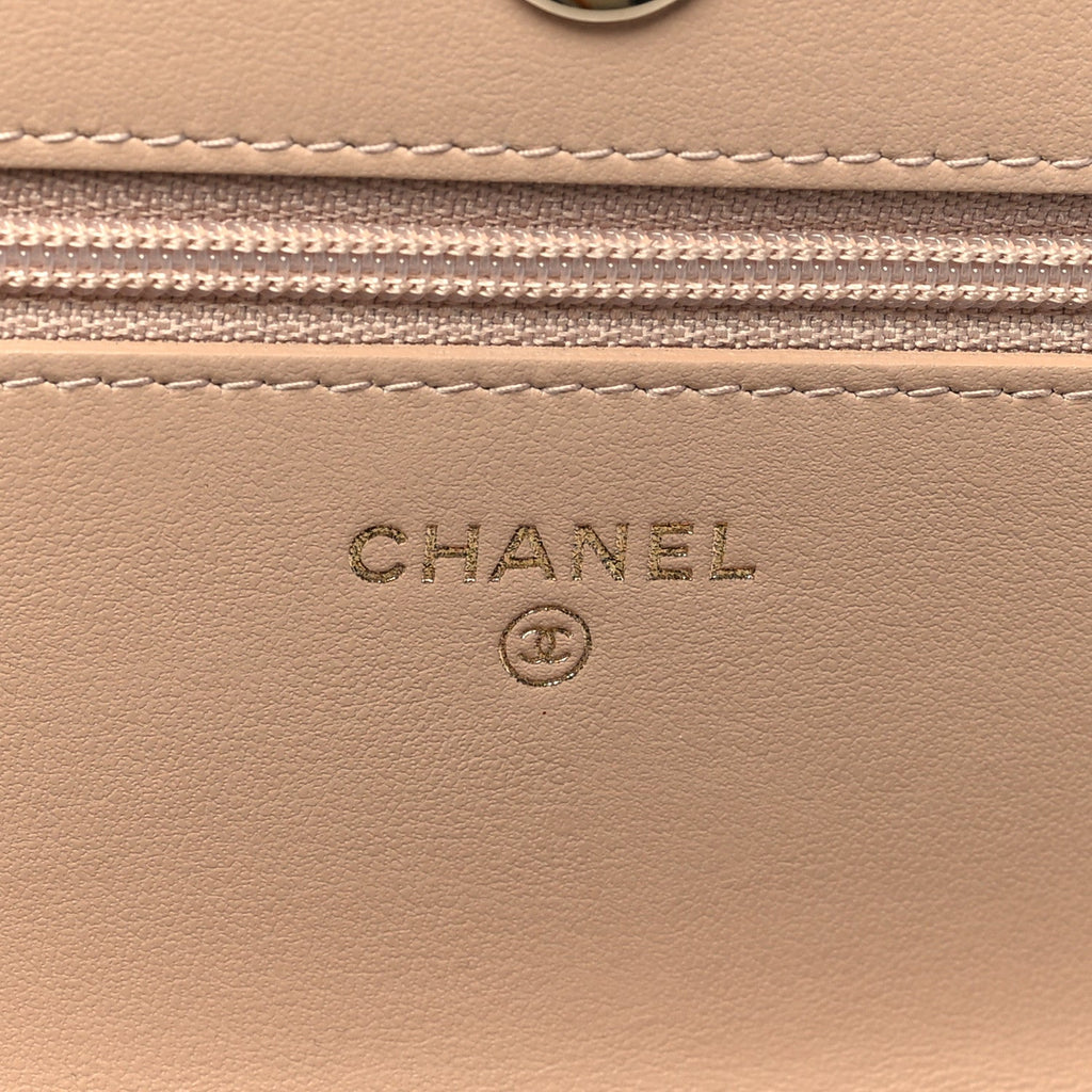 Caviar Quilted CC Filigree Wallet On Chain WOC Beige Black