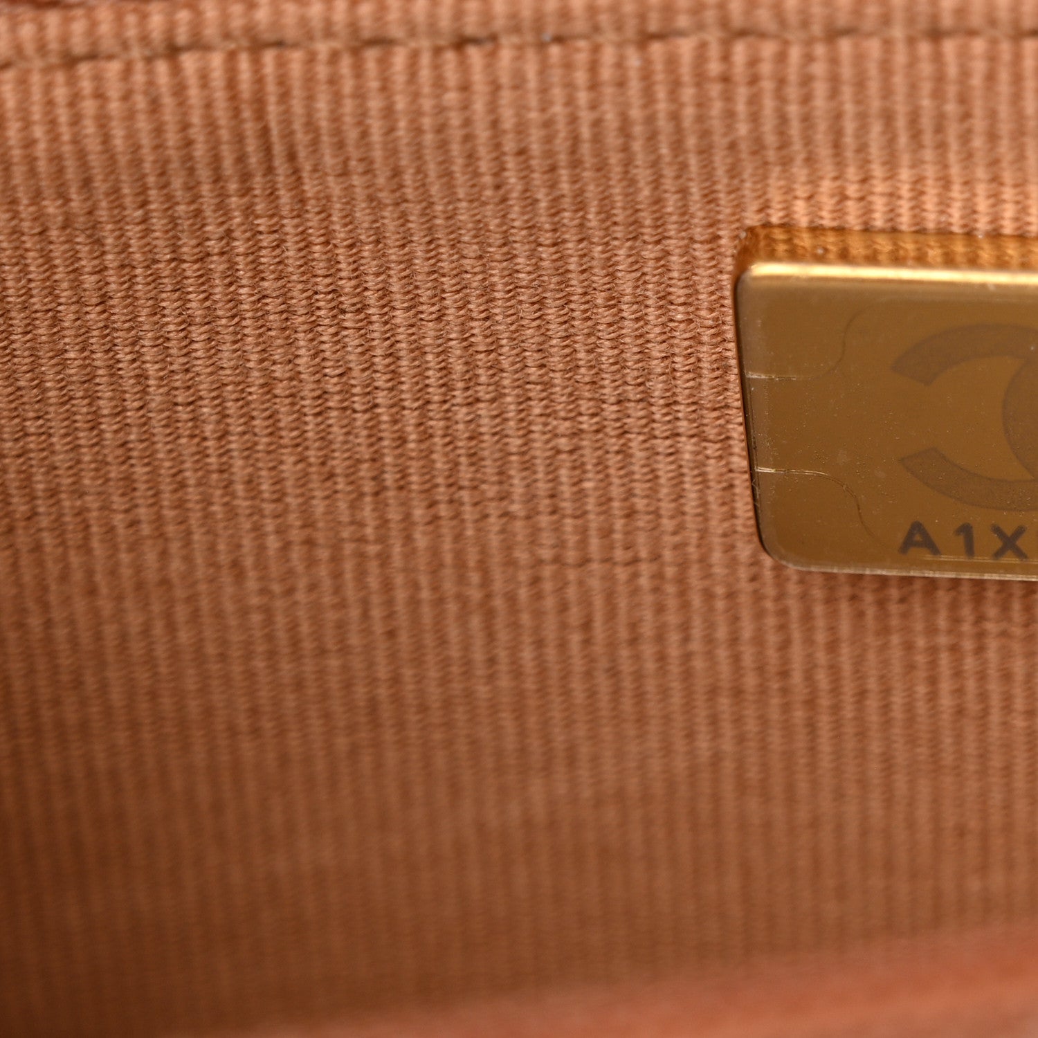 Caviar Quilted CC Turnlock Wallet On Chain WOC Brown