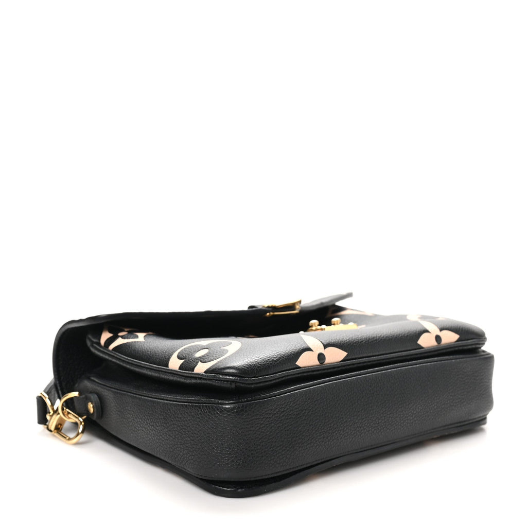 Empreinte Monogram Giant Pochette Metis Black Beige